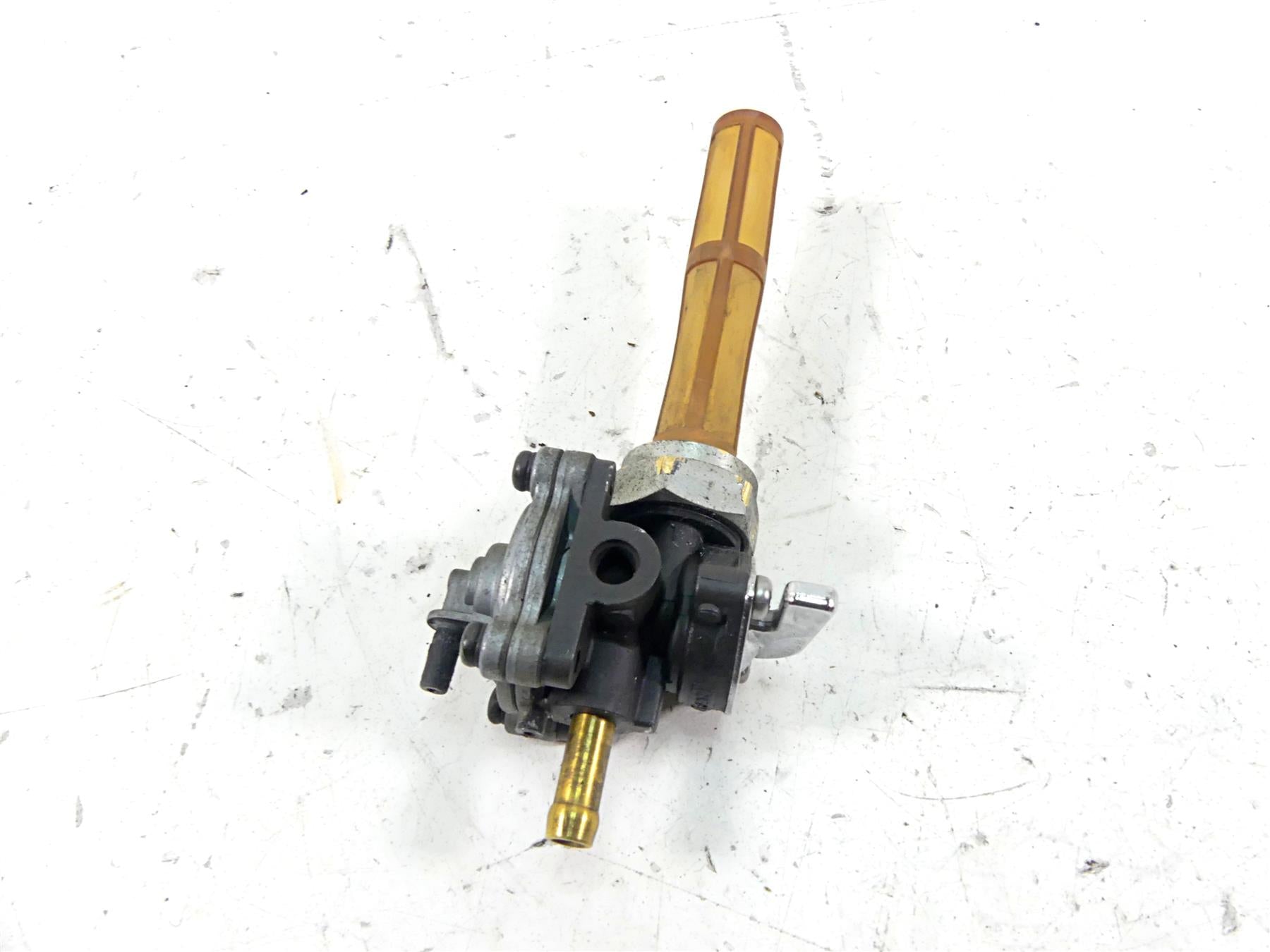 1997 Harley Sportster XL1200 C Petcock Fuel Gas Petrol Valve 62169-95C