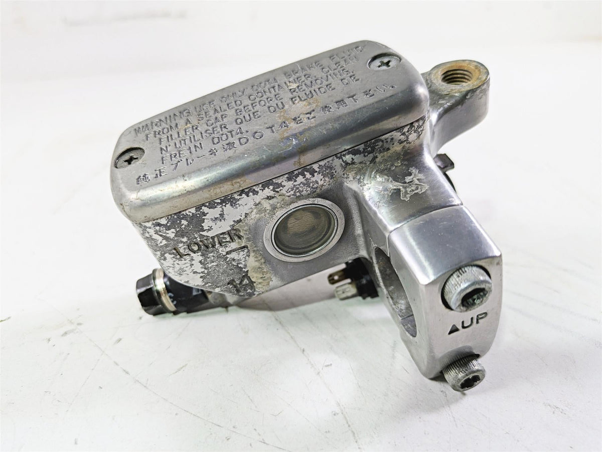 2002 Honda V-Twin VTX1800 C Front Brake Master Cylinder 45510-MZ0-A41 {{ shop.shopifyCountryName }} - Mototech271