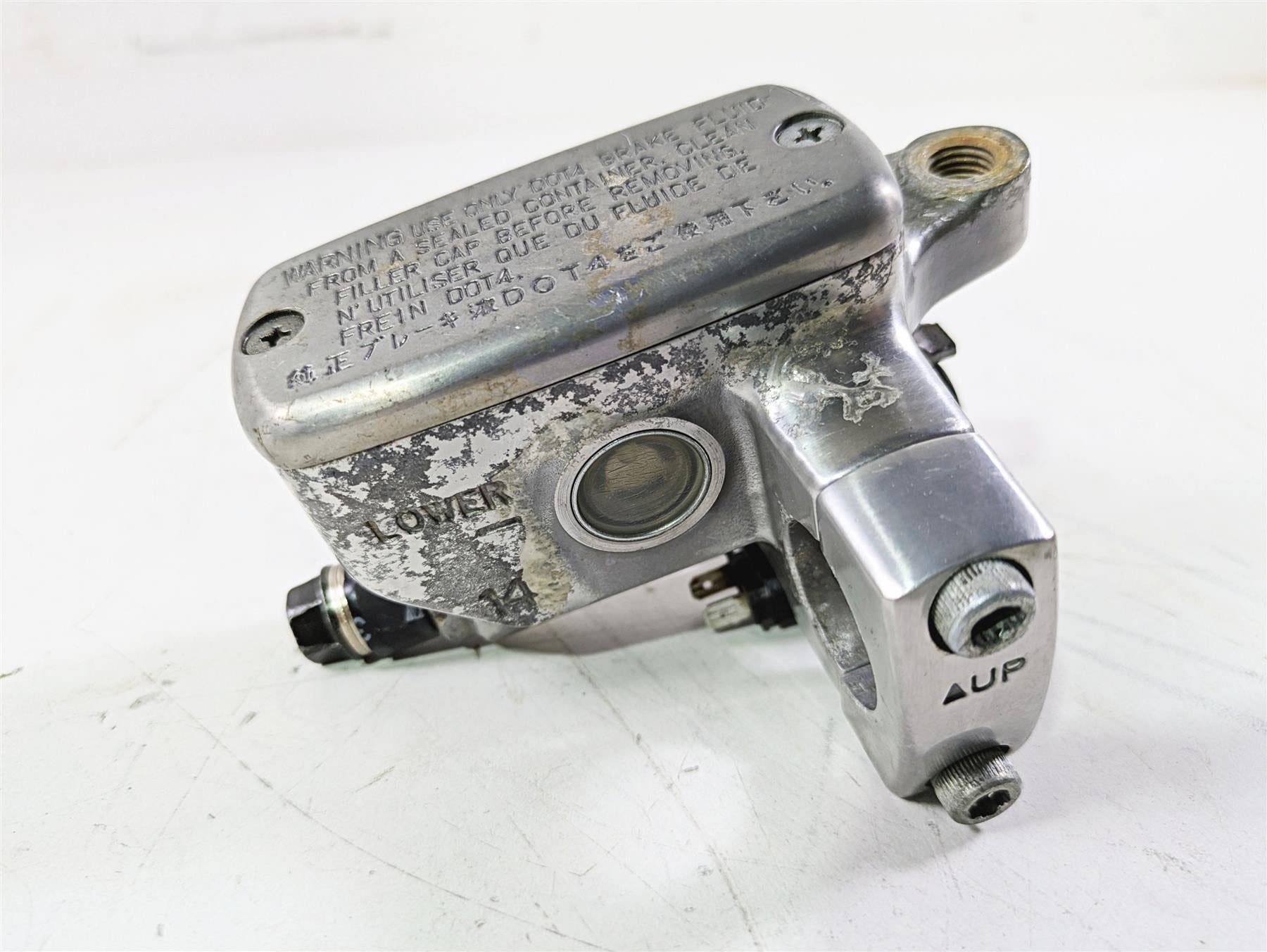 2002 Honda V-Twin VTX1800 C Front Brake Master Cylinder 45510-MZ0-A41 {{ shop.shopifyCountryName }} - Mototech271