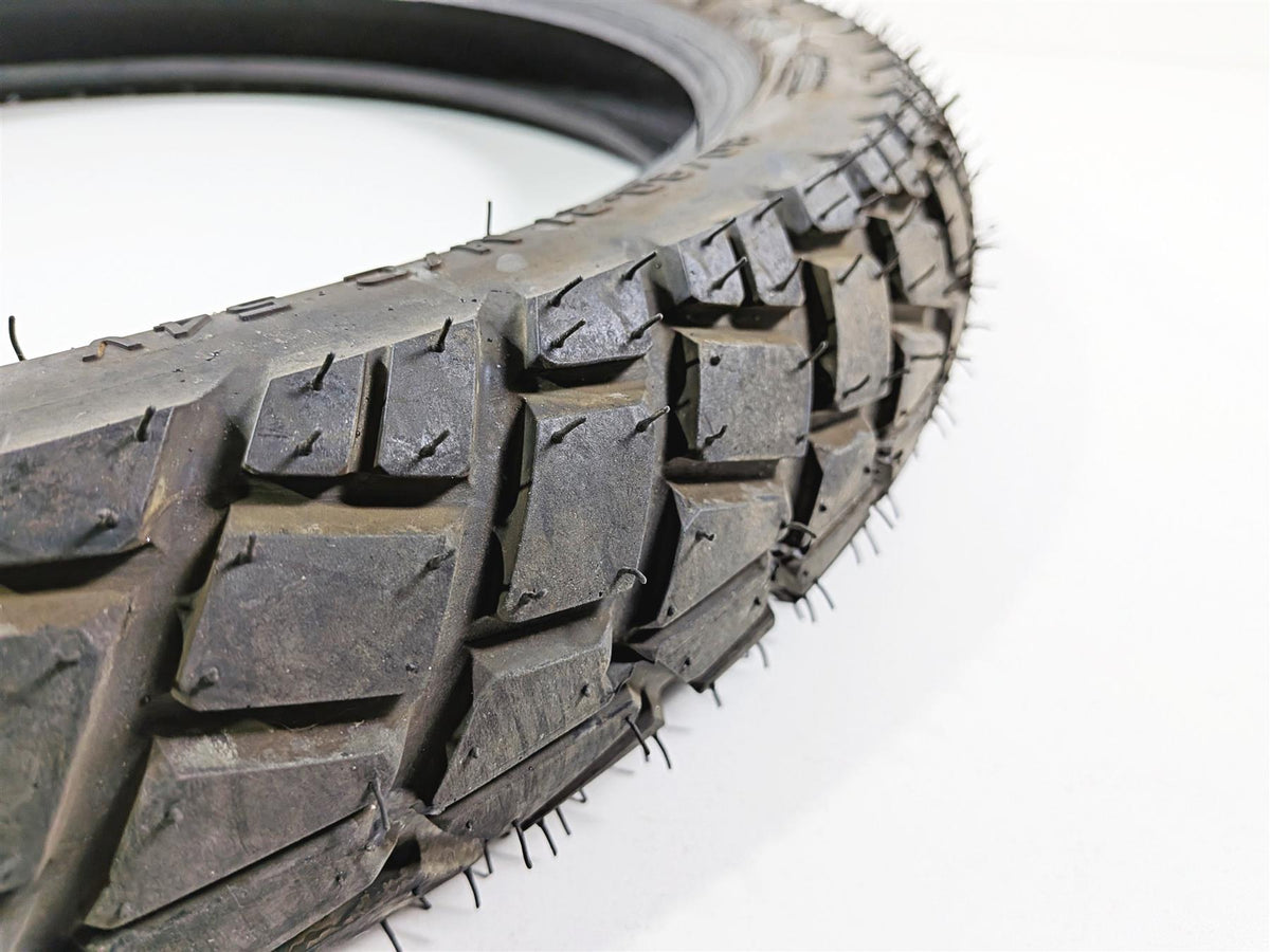 Used Front Motorcycle Tire Pirelli MT90 Scorpio 90/90-21 35560 {{ shop.shopifyCountryName }} - Mototech271