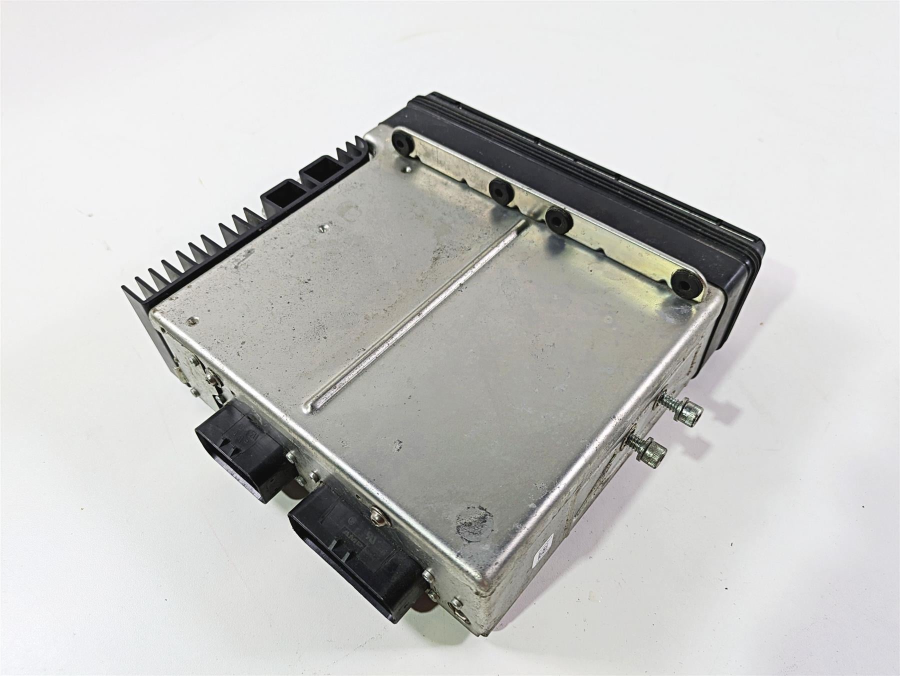 2010 Harley Touring FLHTK Electra Glide Radio Player Stereo 76160-06 {{ shop.shopifyCountryName }} - Mototech271