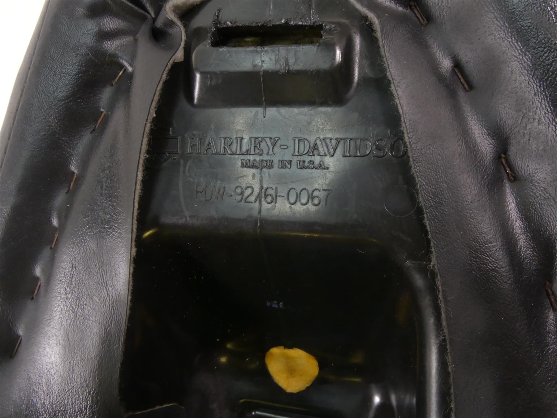 2006 Harley VRSCD Night V Rod Rear Passenger Pillion Saddle Seat- Read 52371-06 {{ shop.shopifyCountryName }} - Mototech271