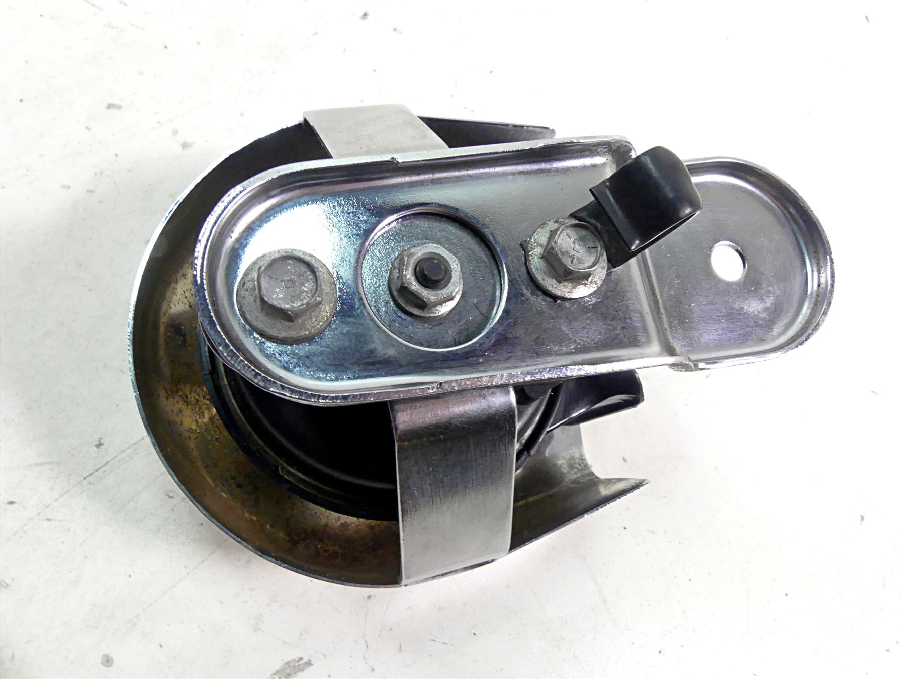 2015 Harley Touring FLHXS Street Glide Horn & Chrome Cover 61300478A {{ shop.shopifyCountryName }} - Mototech271