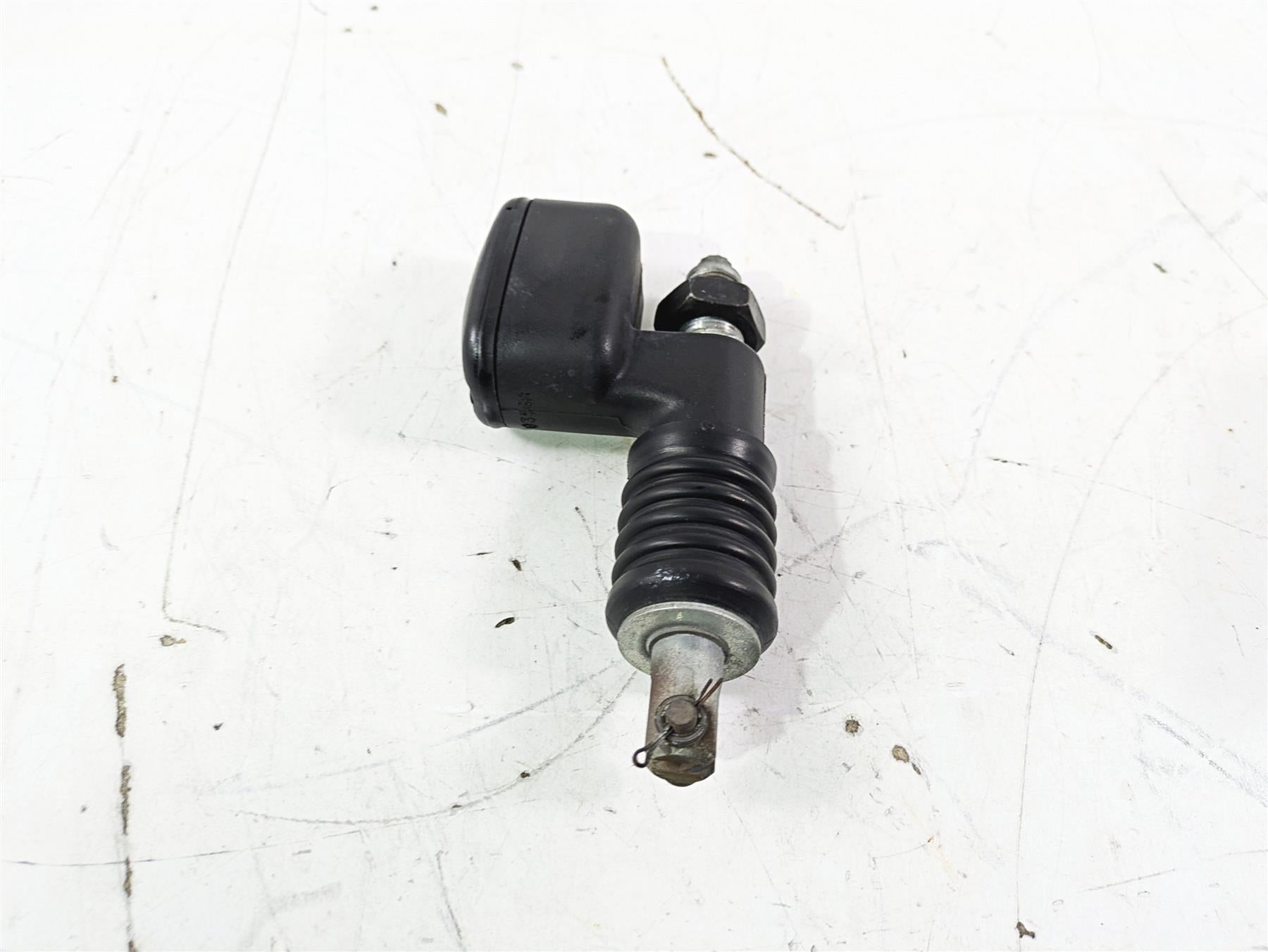 2016 Harley FLSTC Softail Heritage Rear Brake Master Cylinder 41767-05E {{ shop.shopifyCountryName }} - Mototech271