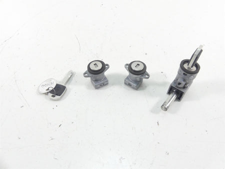 2021 Harley Softail FLSB Sport Glide Steering Fork Bag Lock + Key Set 45600050 {{ shop.shopifyCountryName }} - Mototech271