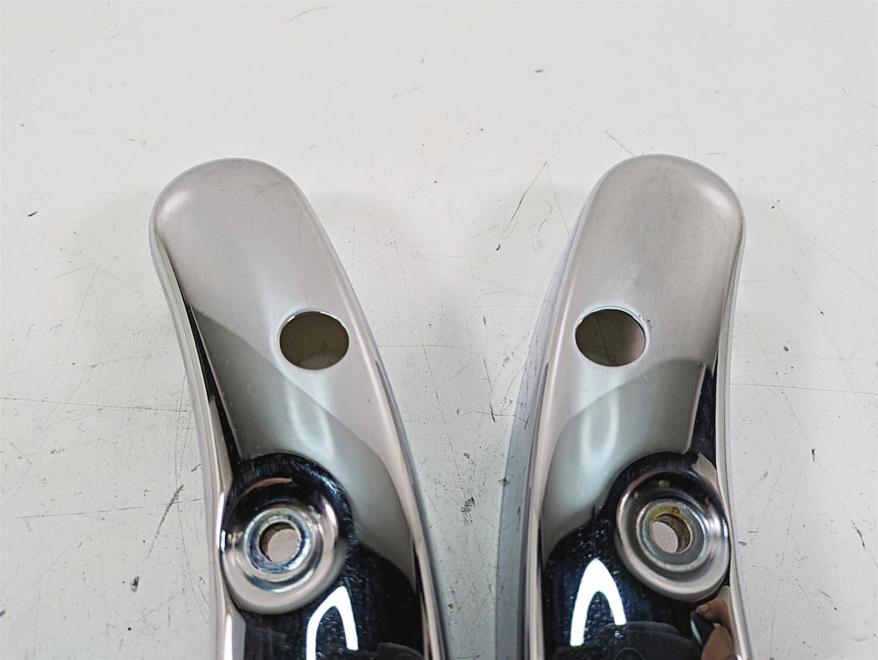 2013 Harley Touring FLHX Street Glide Frame Struts Covers 47502-09A 47504-09A {{ shop.shopifyCountryName }} - Mototech271