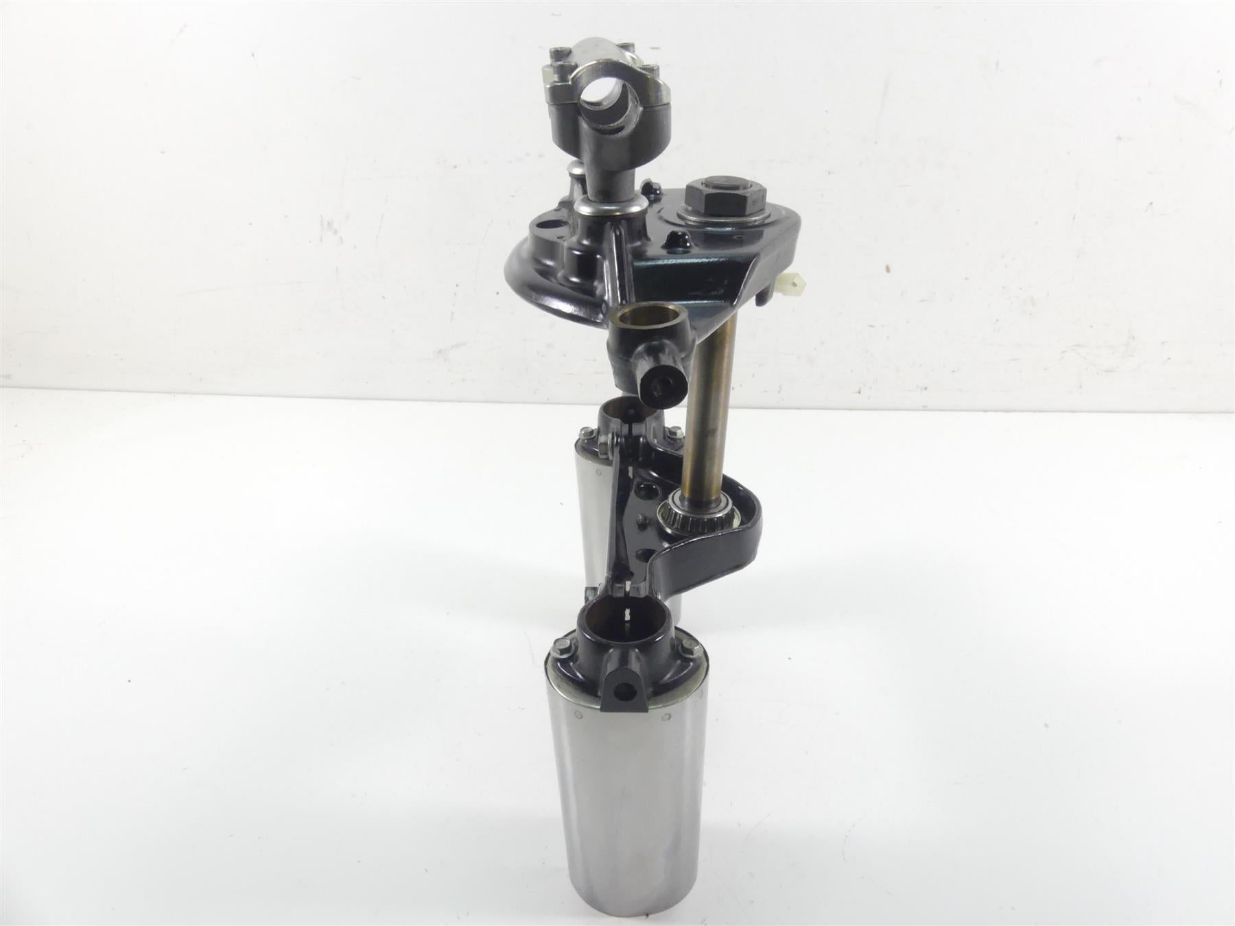 2011 Harley Touring FLTRU Road Glide Triple Trees Riser & Covers Set 45446-09 {{ shop.shopifyCountryName }} - Mototech271