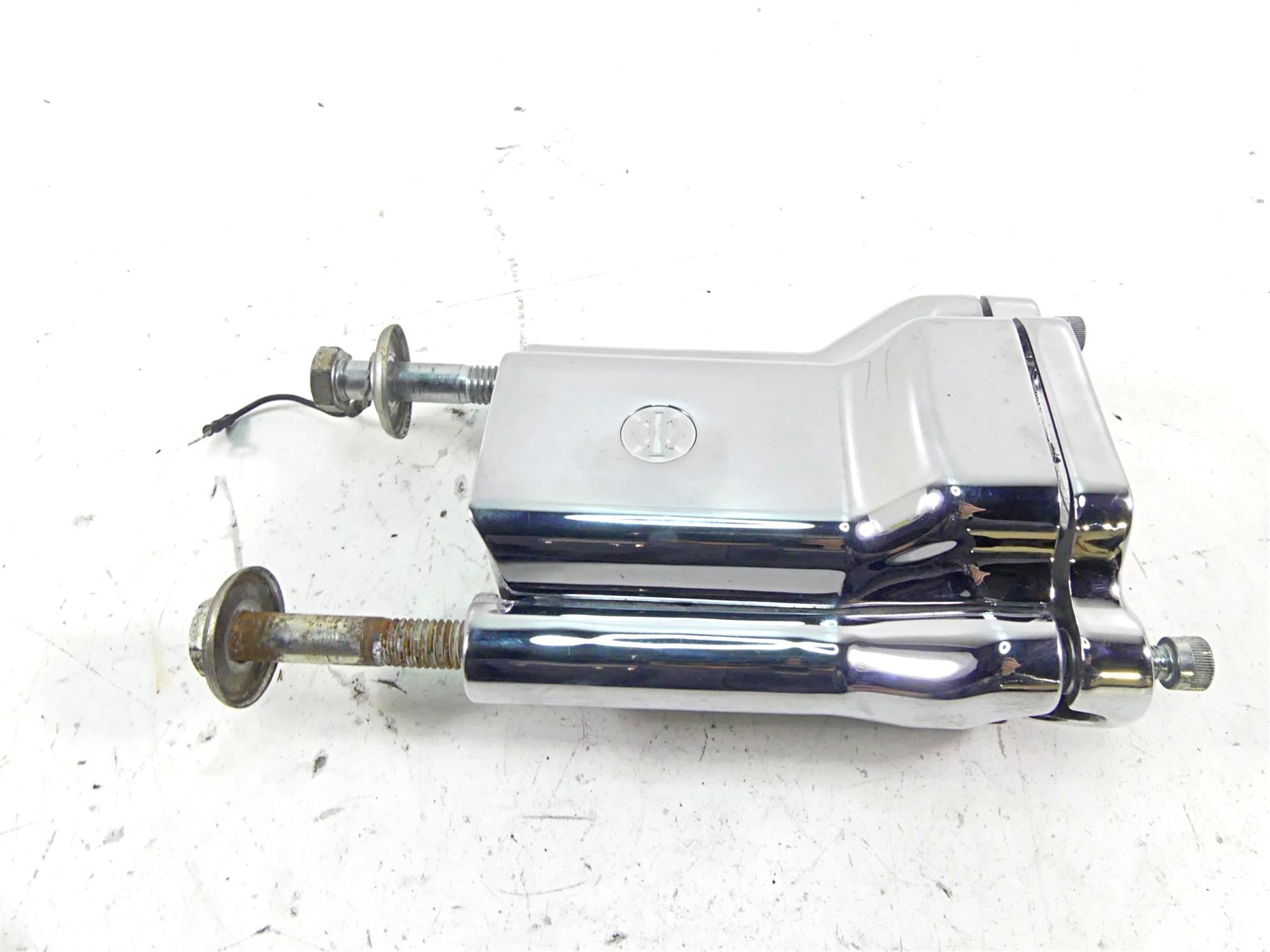 1997 Harley Sportster XL1200 C Handlebar Riser Clamp Cover Set 56167-96 56168-96 {{ shop.shopifyCountryName }} - Mototech271