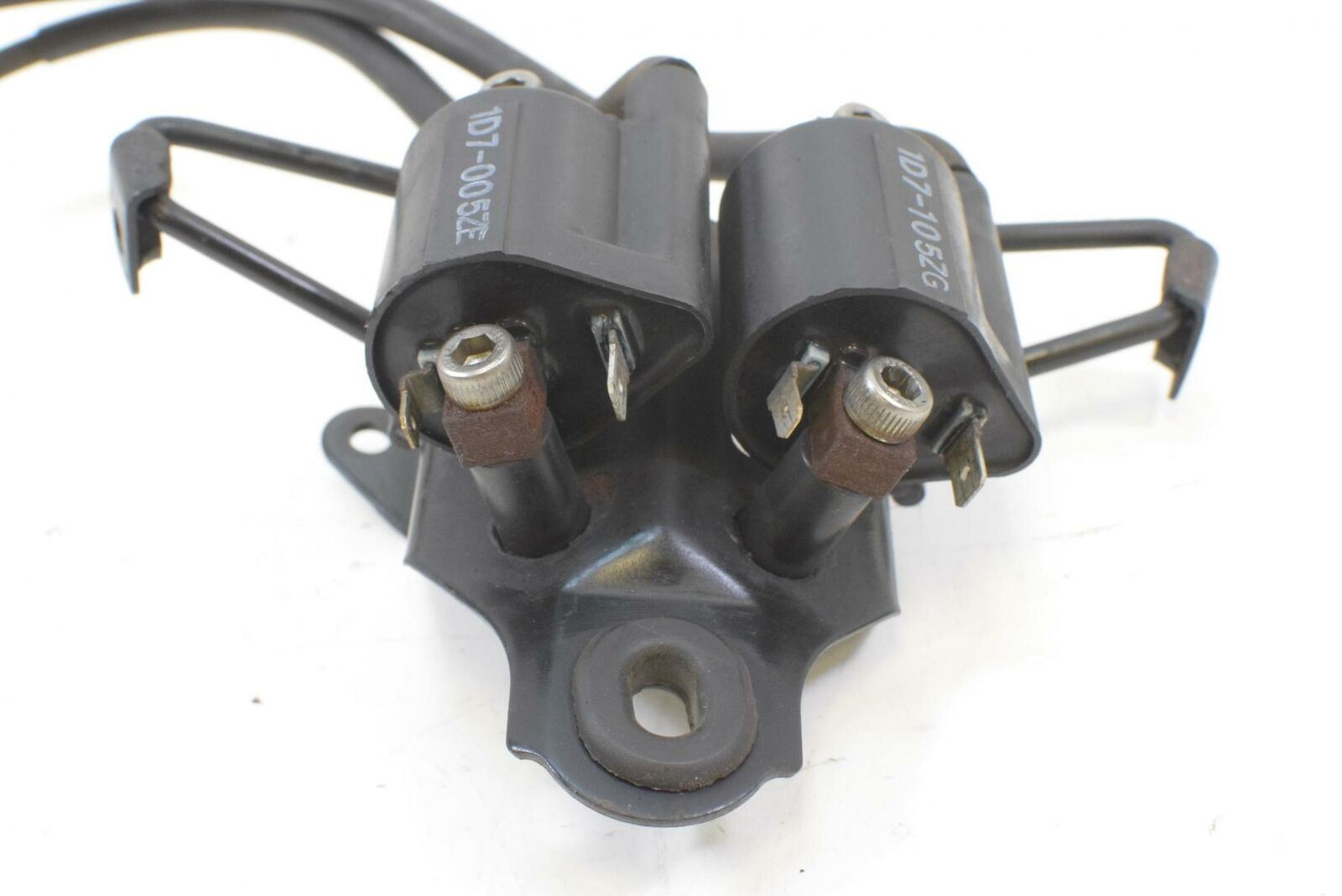 2006 Yamaha Stratoliner XV1900 Midnight Ignition Coil Set 1D7-82310 1D7-82310-02 {{ shop.shopifyCountryName }} - Mototech271