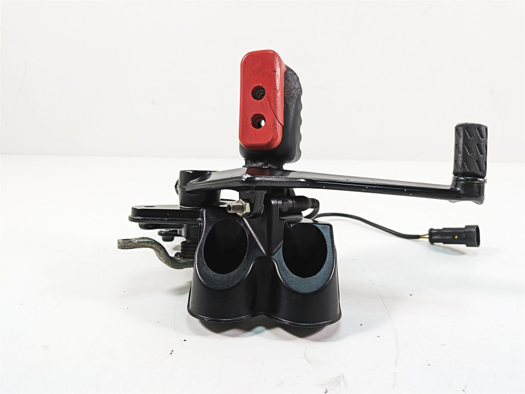2011 Ducati Hypermotard 1100 Evo SP Front Right Footpeg & Brake Pedal 82411661AB {{ shop.shopifyCountryName }} - Mototech271
