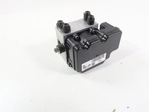 2010 Harley Touring FLHXSE CVO Street Glide Abs Brake Pump Module 40601-08A