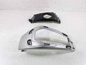 2009 BMW R1200RT K26 Center Tank Cover & Luggage Rack 46637682974 | Mototech271