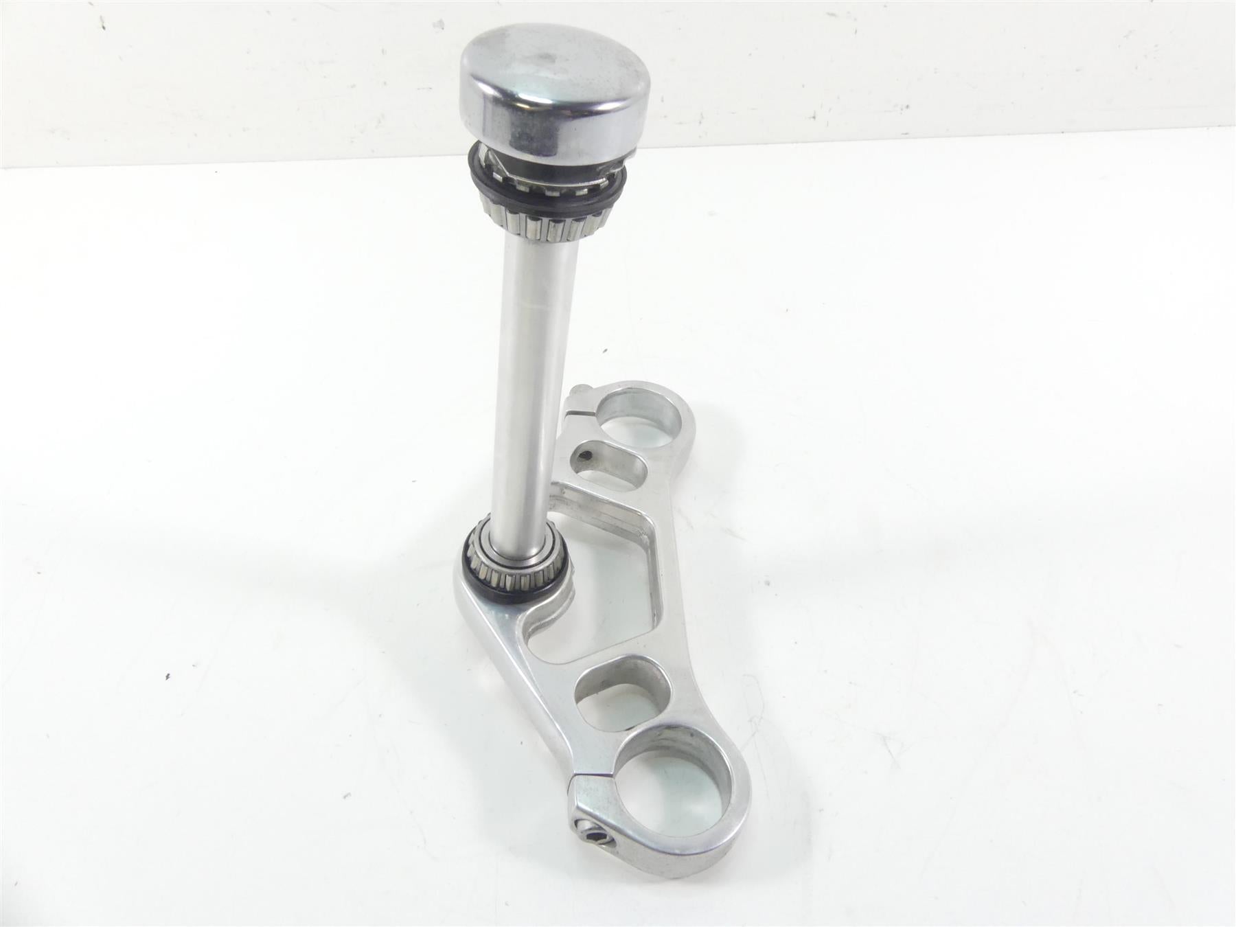 2006 Harley VRSCD Night Rod Lower Triple Tree Steering Clamp 49mm -Read 46788-06 {{ shop.shopifyCountryName }} - Mototech271