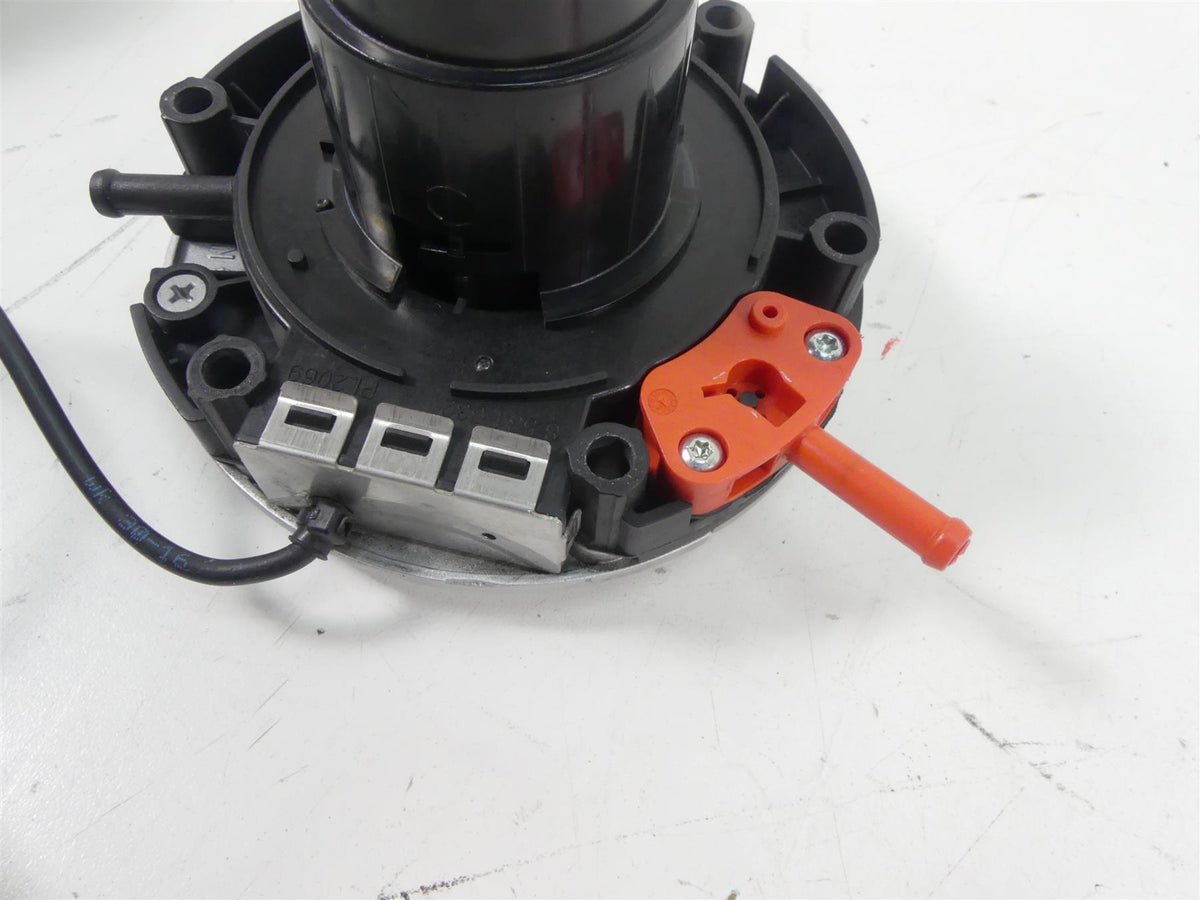 2017 BMW R1200RT K52 Keyless Fuel Gas Petrol Tank Lid Cap 16118552106 {{ shop.shopifyCountryName }} - Mototech271