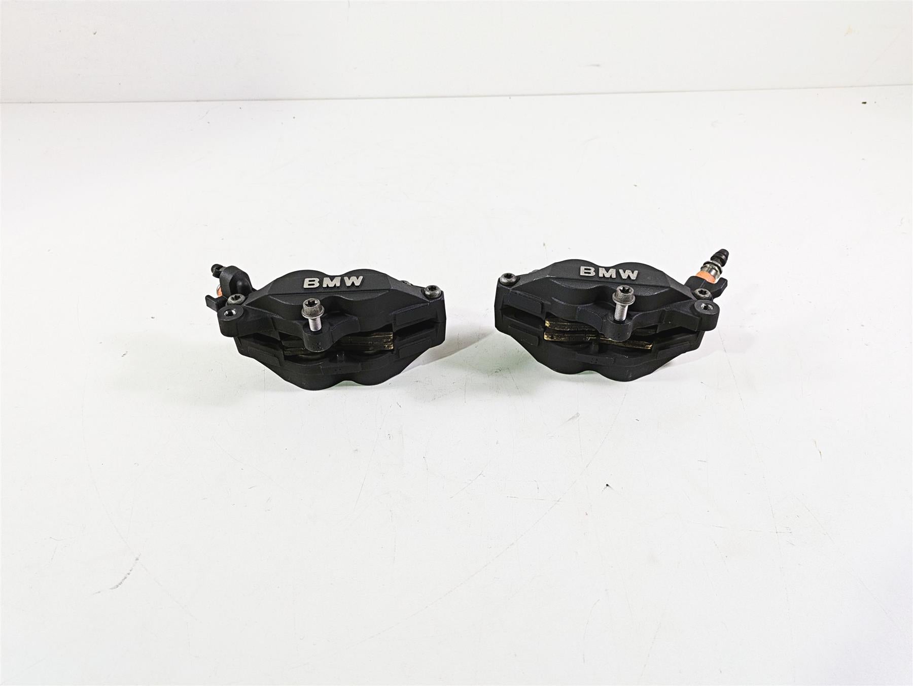 2012 BMW R1200R K27 Tokico Front Brake Caliper Set 34117722517 34117726972 {{ shop.shopifyCountryName }} - Mototech271