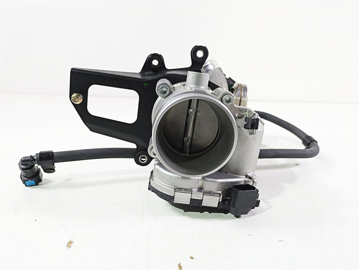 2019 Indian Chieftain Limited Throttle Body & Intake Manifold 1204685 {{ shop.shopifyCountryName }} - Mototech271