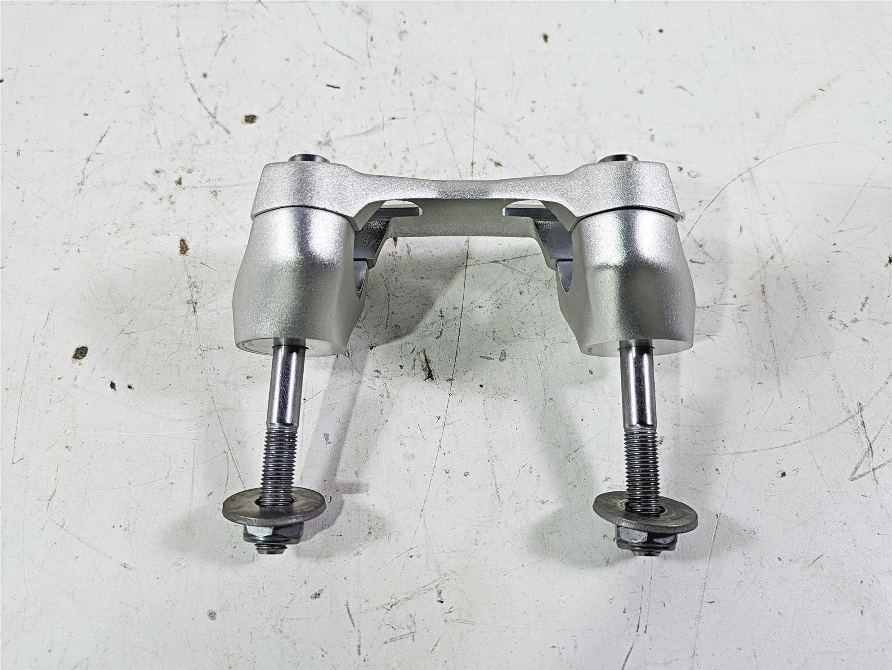 2023 Triumph Street Triple 765 RS Handlebar Mount Riser T2045876 {{ shop.shopifyCountryName }} - Mototech271