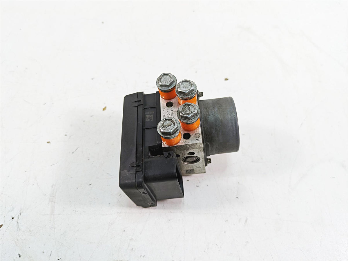 2015 Harley FXDL Dyna Low Rider Abs Brake Pump Unit Module 48341-12 {{ shop.shopifyCountryName }} - Mototech271