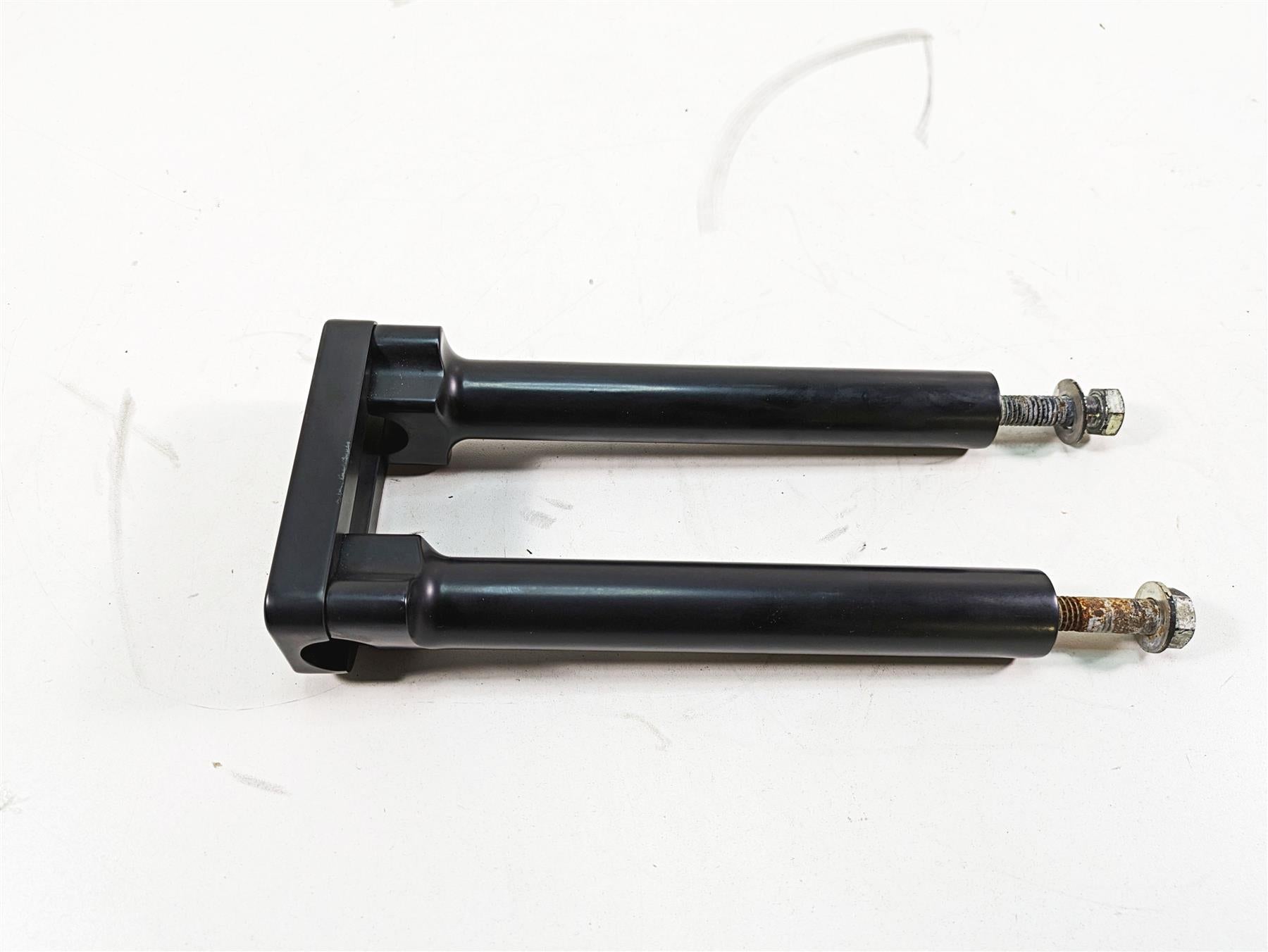 2009 Harley FXDF Dyna Fat Bob 9.5" Handlebar Handle Bar Riser Holder {{ shop.shopifyCountryName }} - Mototech271