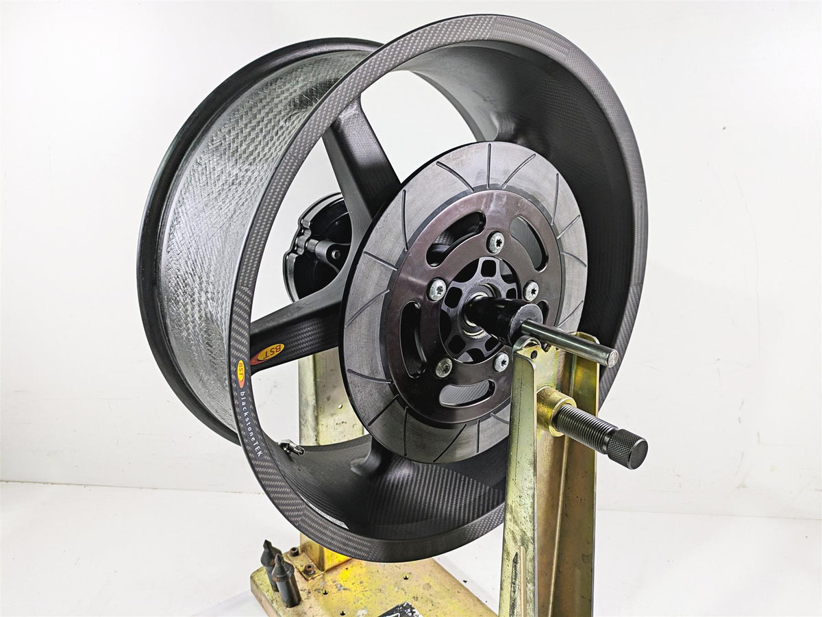 2010 Harley VRSCF Muscle Rod BST Blackstone Carbon Fiber Wheel Rim 19x3 18x8 {{ shop.shopifyCountryName }} - Mototech271