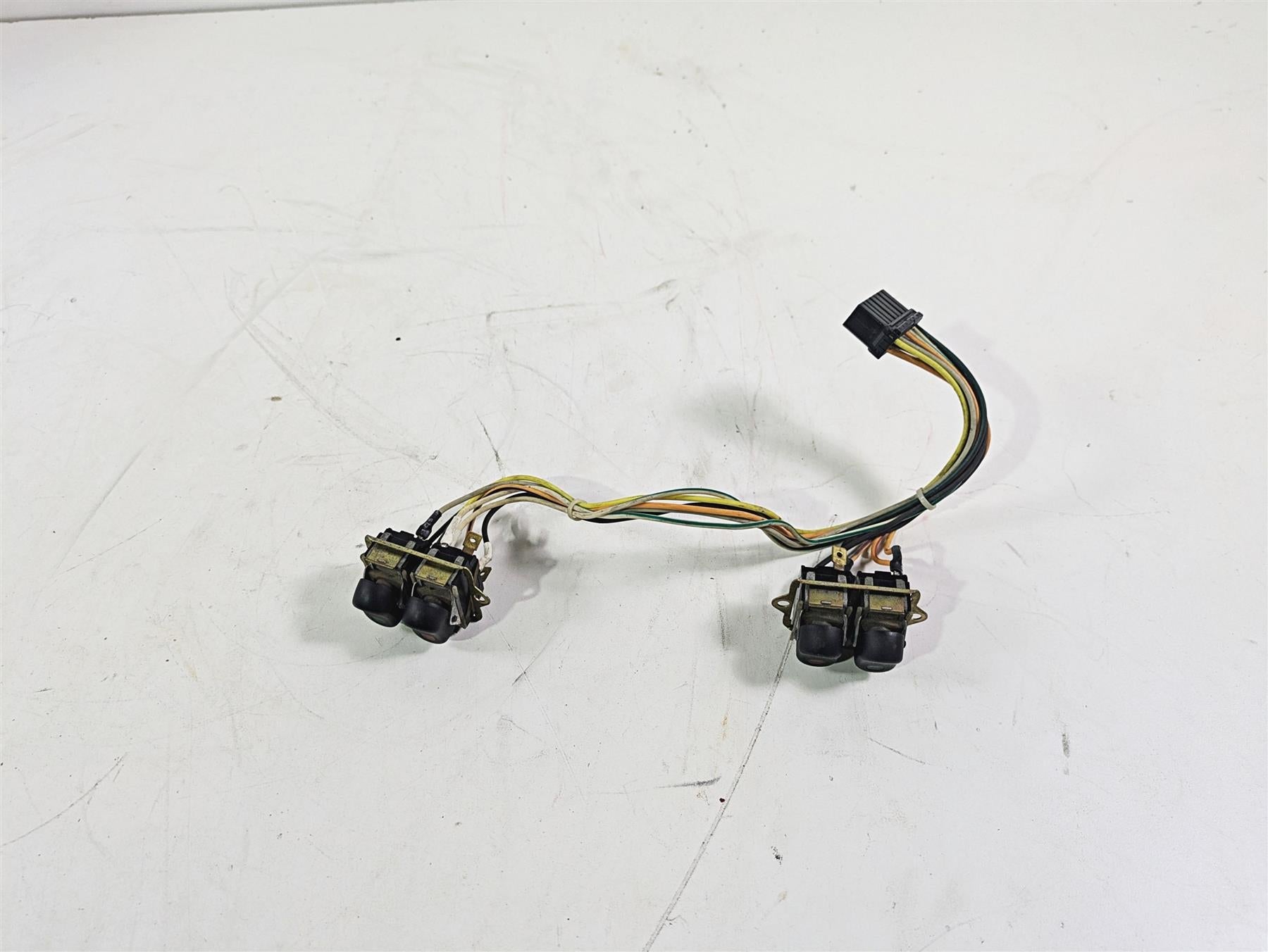 1996 Harley Touring FLHTCUI Electra Glide Aux Cruise Control Switch Set 71535-96 {{ shop.shopifyCountryName }} - Mototech271
