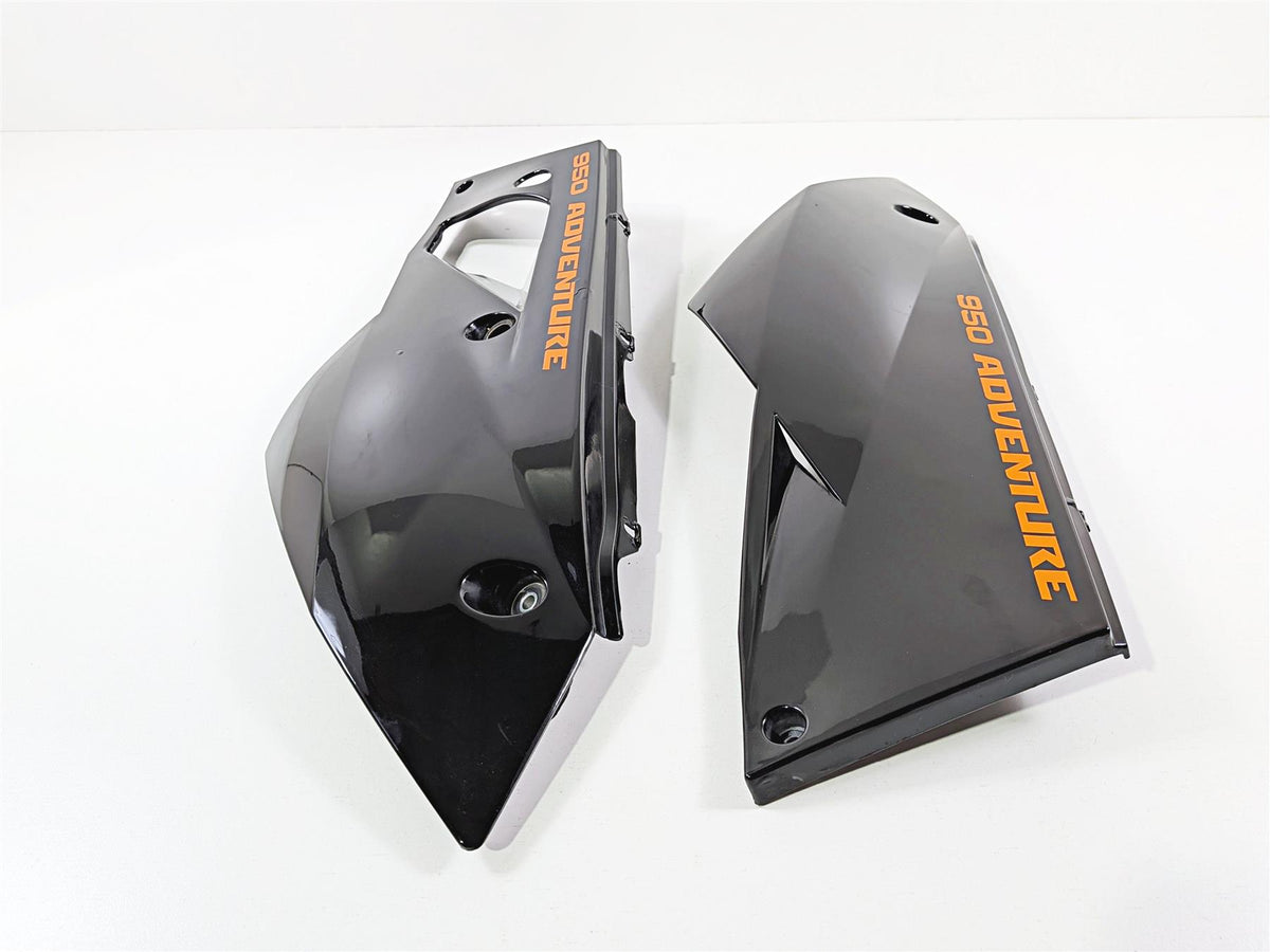 2005 KTM 950 LC8 Adventure Rear Tail Side Cover Fairings 60008041000 60008042000 {{ shop.shopifyCountryName }} - Mototech271