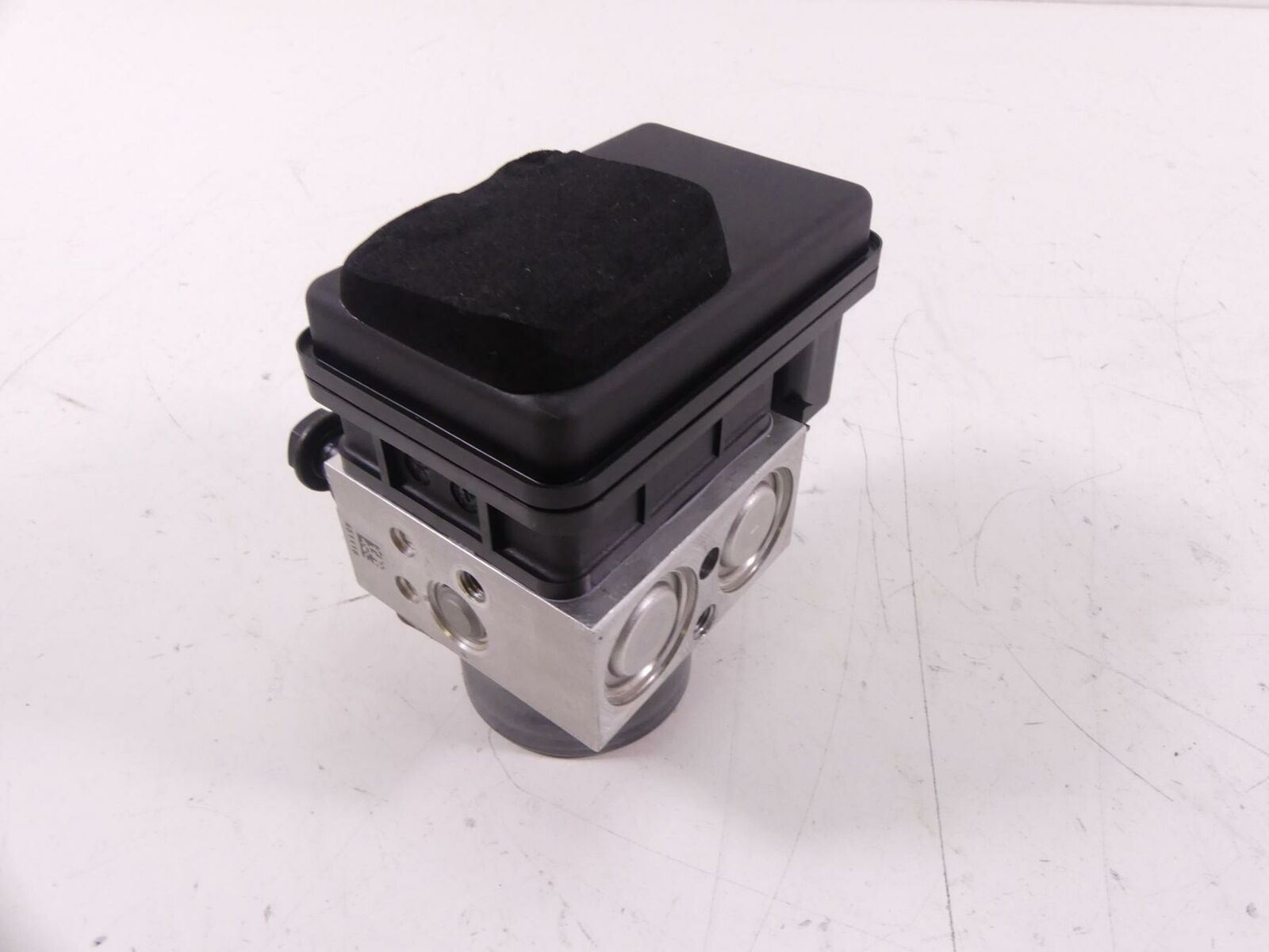 2019 Ducati Supersport 939 S Abs Brake Pump Module 54240651B {{ shop.shopifyCountryName }} - Mototech271