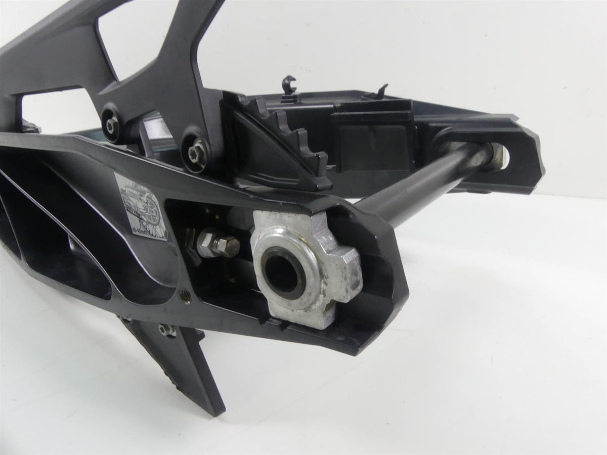 2019 KTM 1290R Super Adventure Swingarm & 25mm Axle & Pivot Bolt 6040403004433 {{ shop.shopifyCountryName }} - Mototech271