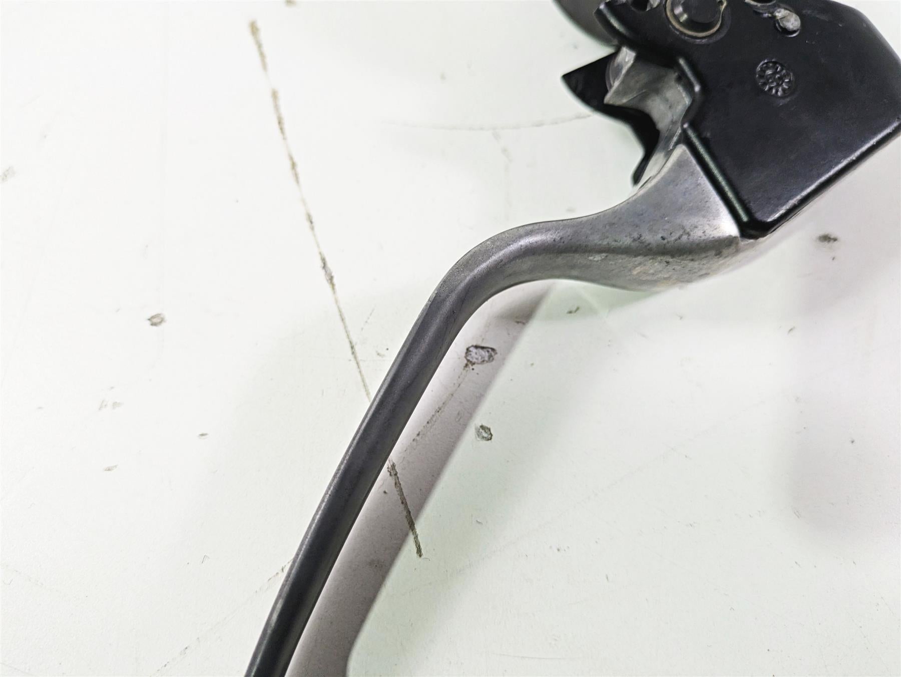 2008 Harley Touring FLHTP Electra Glide Clutch Perch & Lever 38700-08A 45080-08A {{ shop.shopifyCountryName }} - Mototech271
