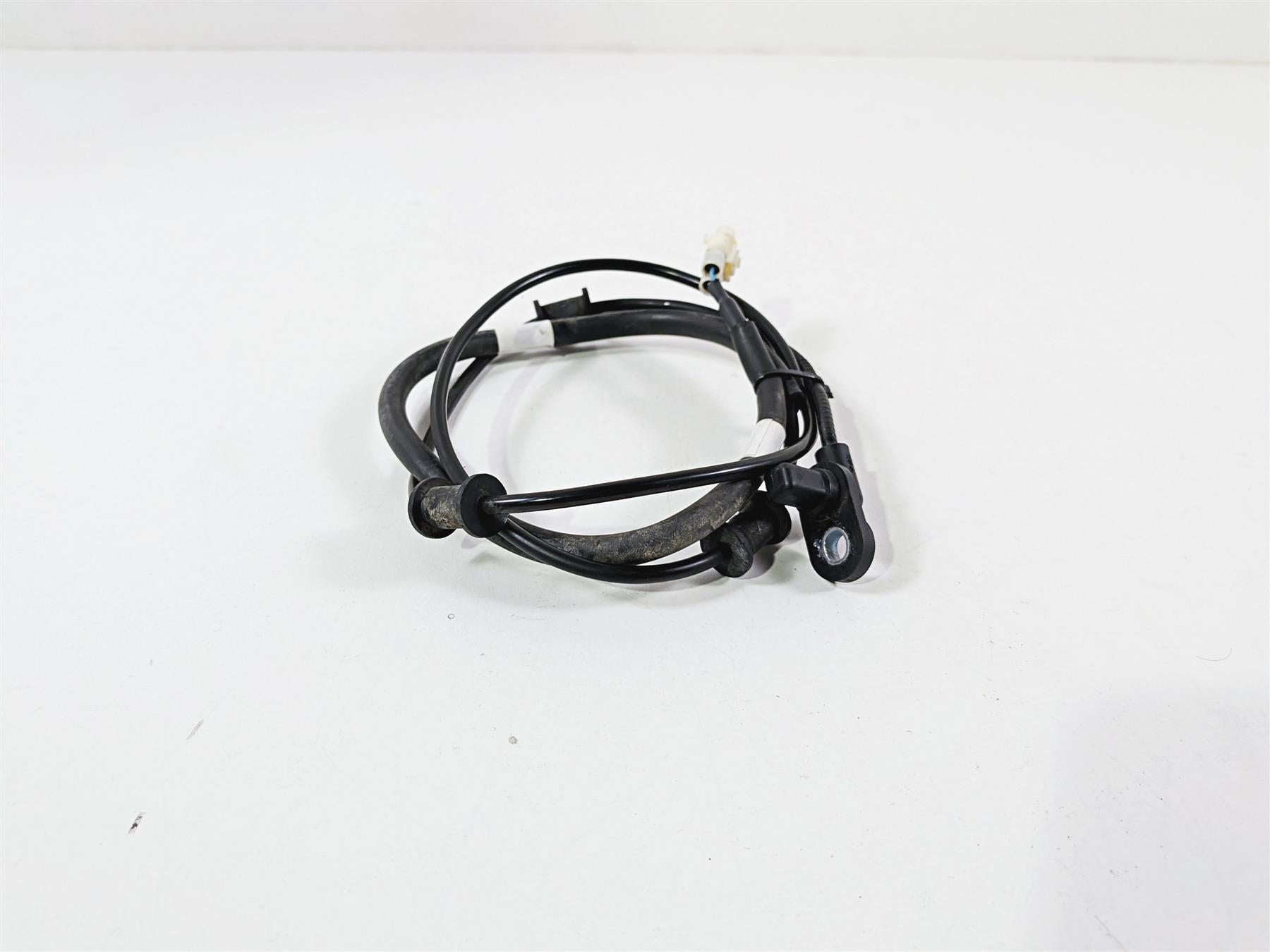 2012 Yamaha XT1200 Super Tenere Front Abs Brake Wheel Speed Sensor 23P-85970-00 {{ shop.shopifyCountryName }} - Mototech271