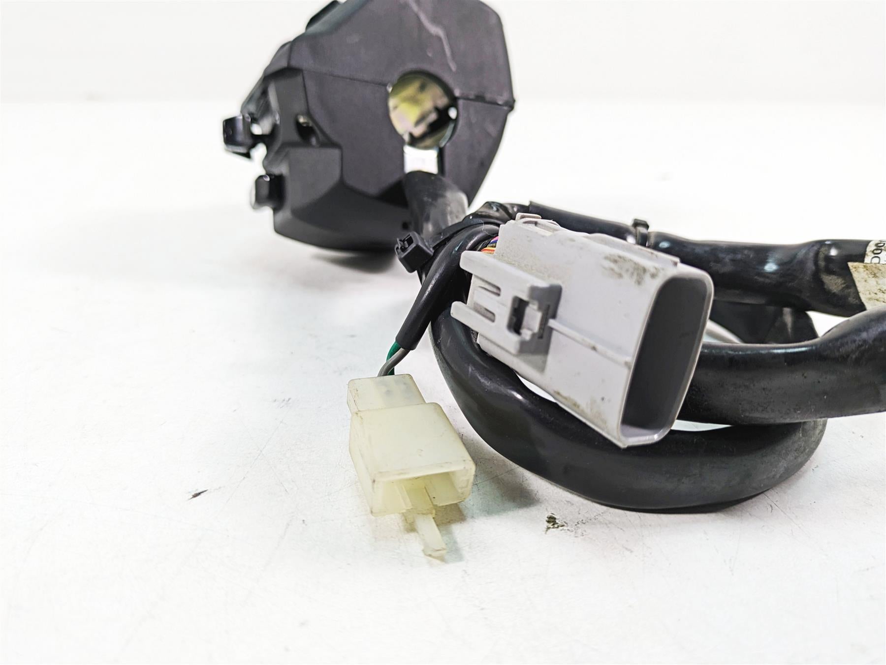2021 Aprilia RS660 Left Hand Turn Signal Menu Cruise Control Switch 2D000548 {{ shop.shopifyCountryName }} - Mototech271