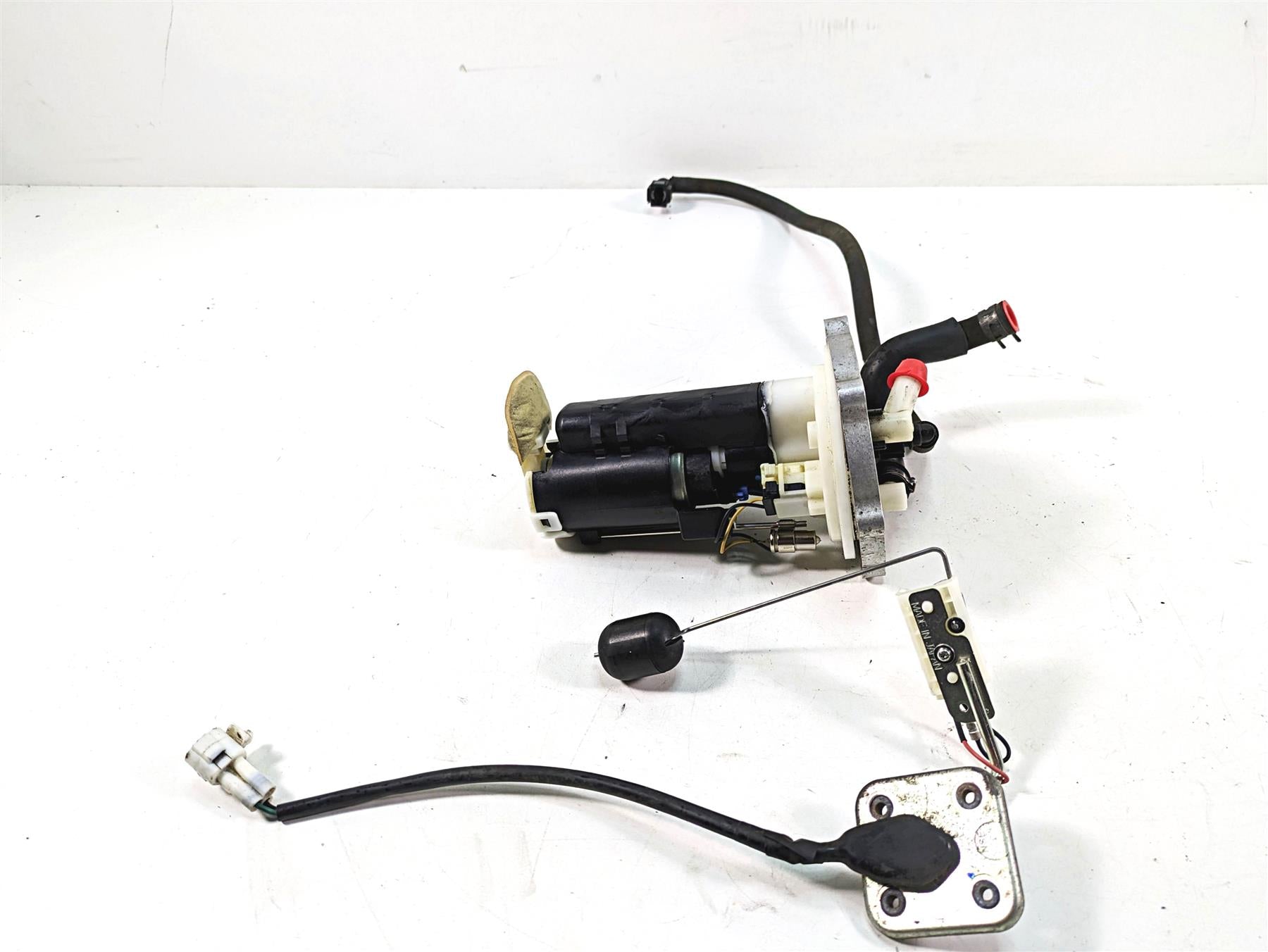 2009 Yamaha XV1900 Raider Fuel Gas Petrol Pump & Sender D7-13907-00-00