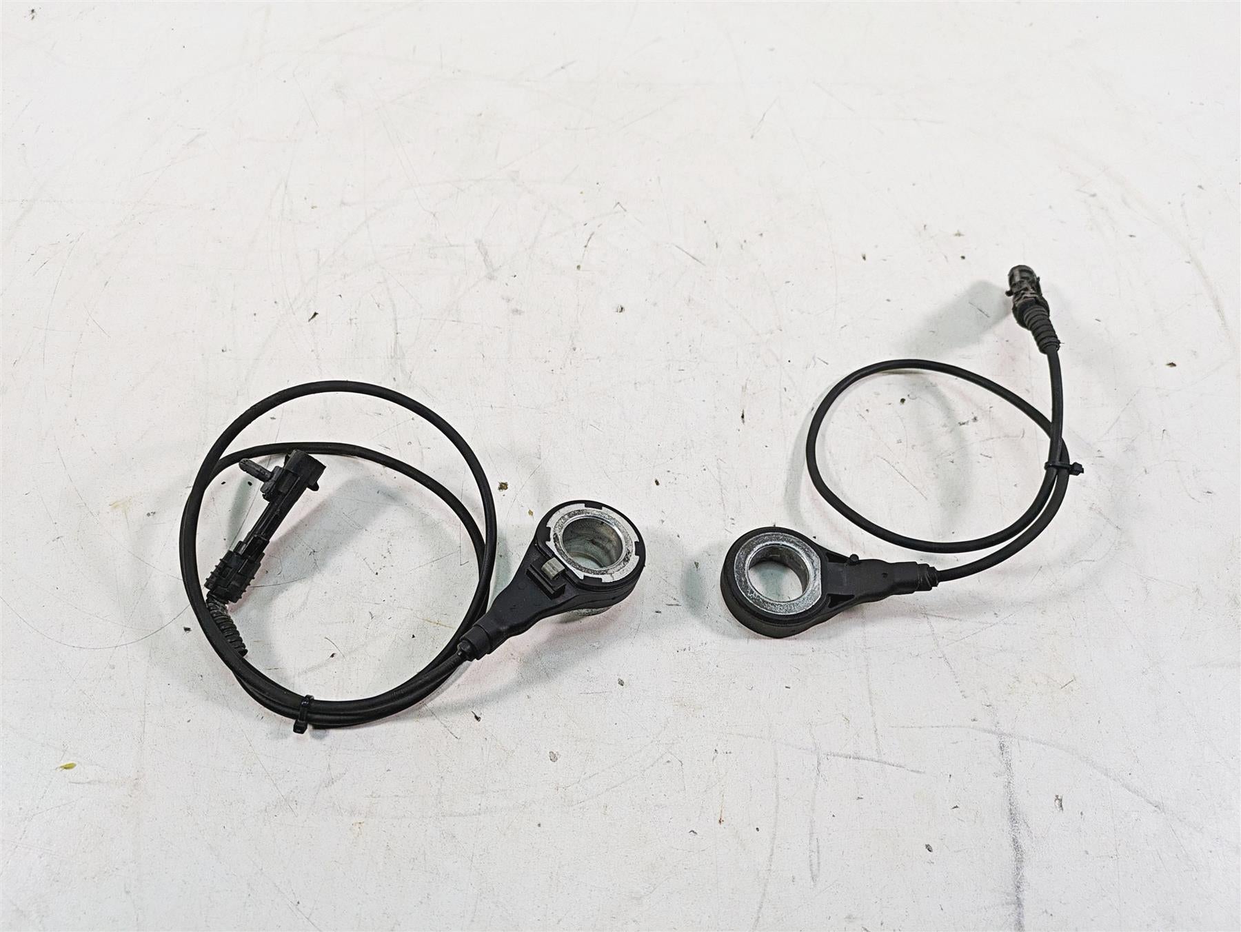 2013 Harley Softail FLSTFB Fat Boy Lo Front Rear Speed Sensor Set 40982-11 | Mototech271