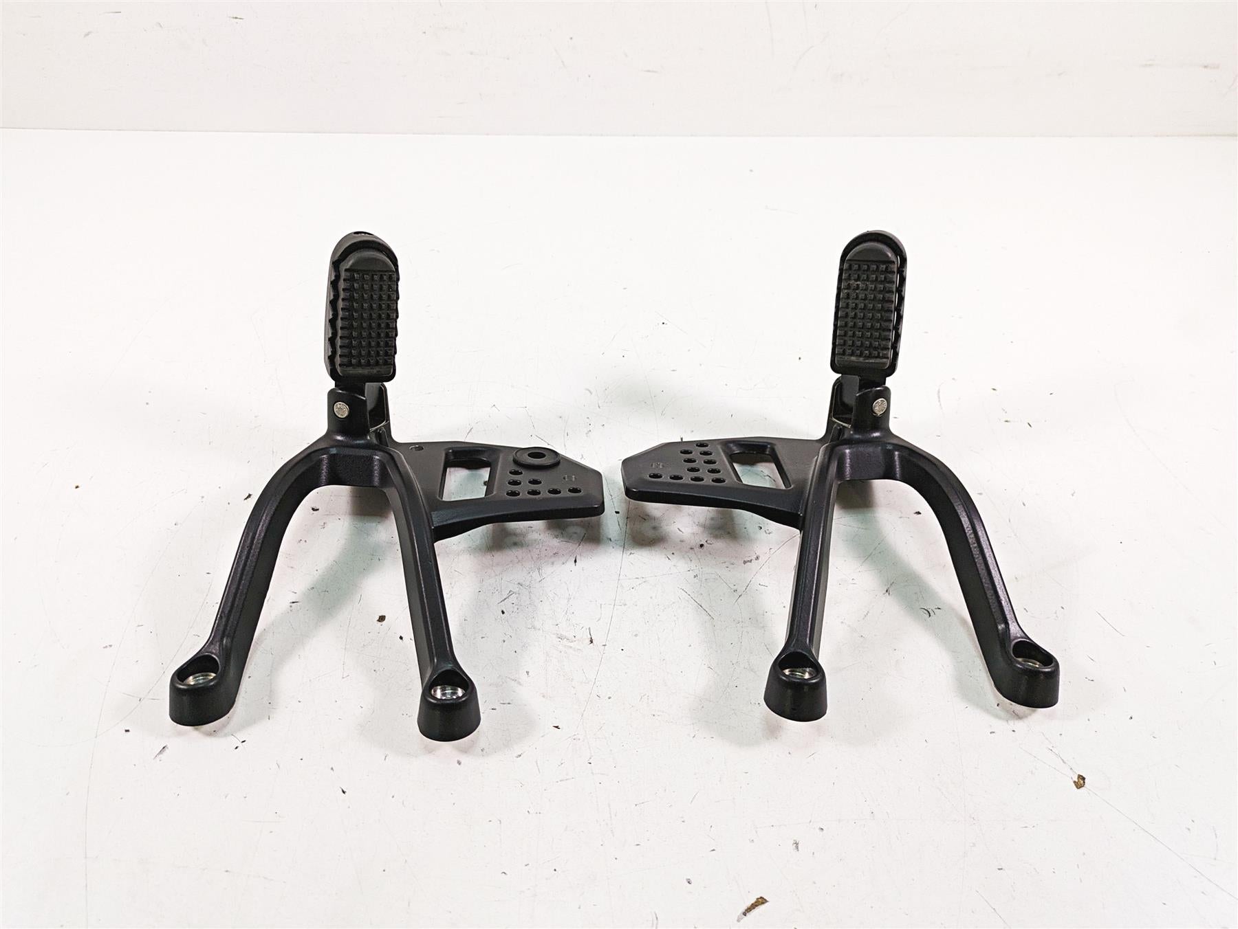 2022 Harley RA1250 S Pan America Rear Passenger Footpeg Rest Set 50501349 {{ shop.shopifyCountryName }} - Mototech271