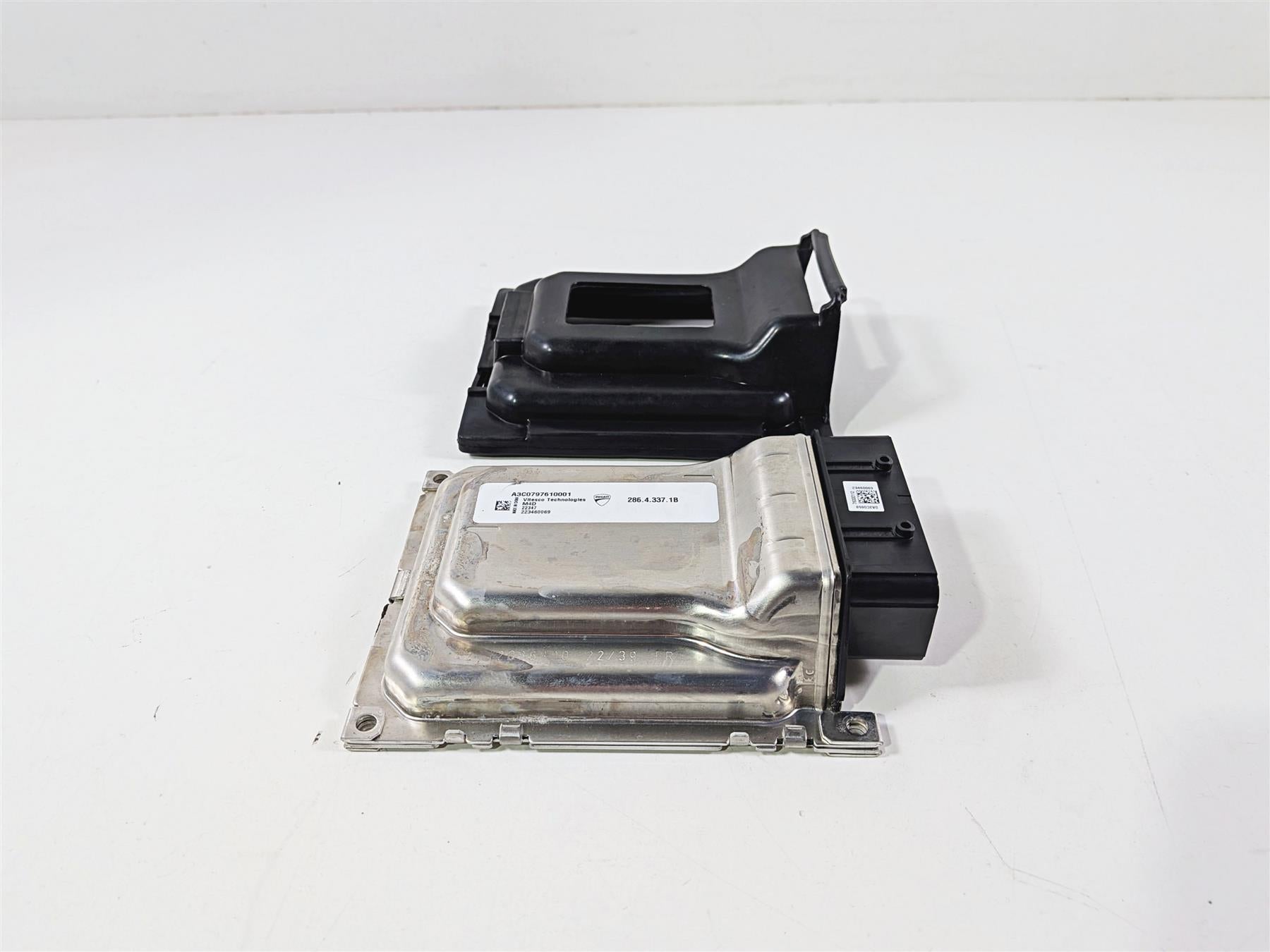 2023 Ducati Streetfighter V4 Cdi Ecu Engine Control Module 28643371B-Mototech271