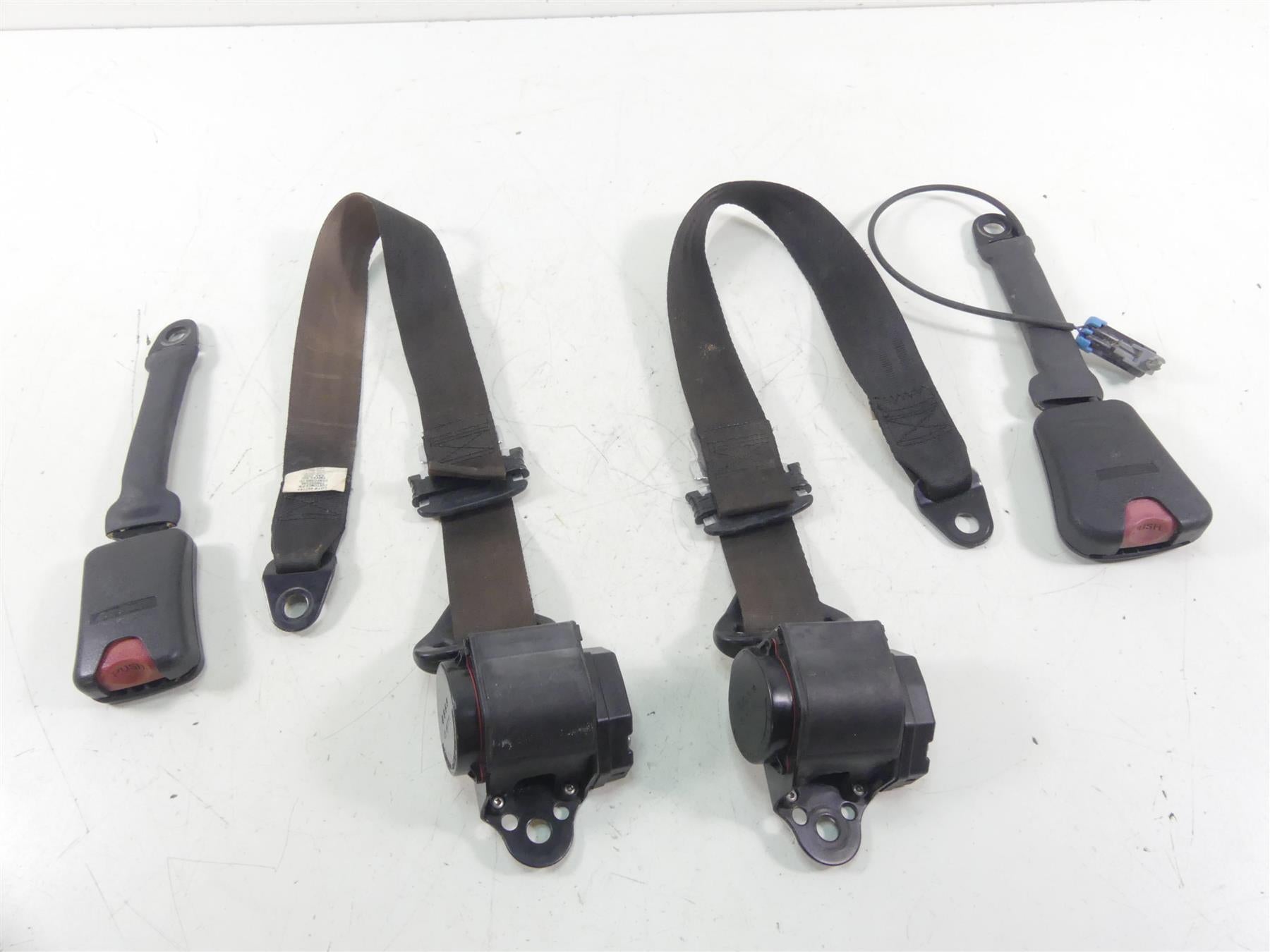 2017 Can Am Maverick X3 XDS Turbo R Seat Belt Buckle Harness Set 708002386