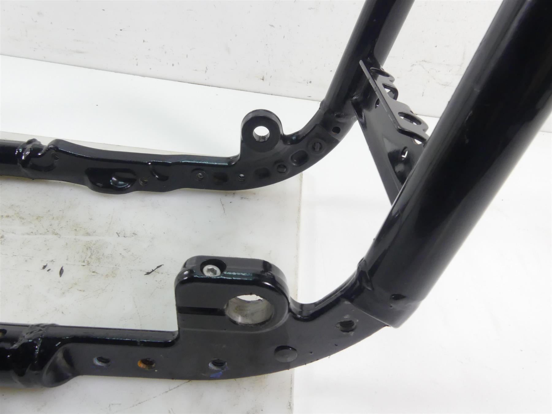 2022 Harley Softail FXBBS Street Bob Straight Main Frame Chassis 30dgr With Texas Salvage Title 47000126 {{ shop.shopifyCountryName }} - Mototech271