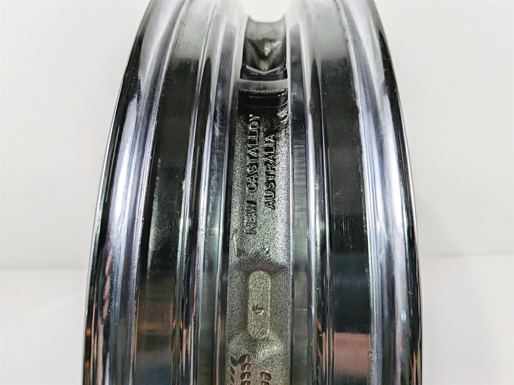 2018 Harley Touring FLHTCU Electra Glide Front Wheel Rim 17x3 Impeller Chrome 43300019-Mototech271