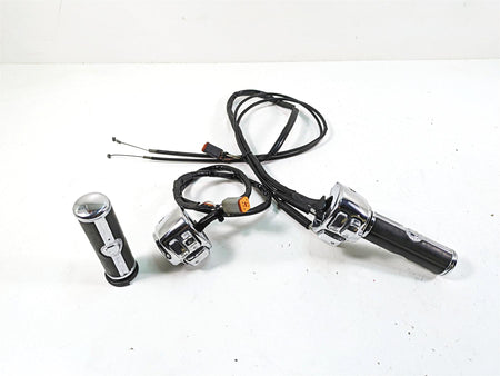 2006 Harley Softail FXSTSI Springer L+R Chrome Hand Control Switch Set 71682-06 {{ shop.shopifyCountryName }} - Mototech271