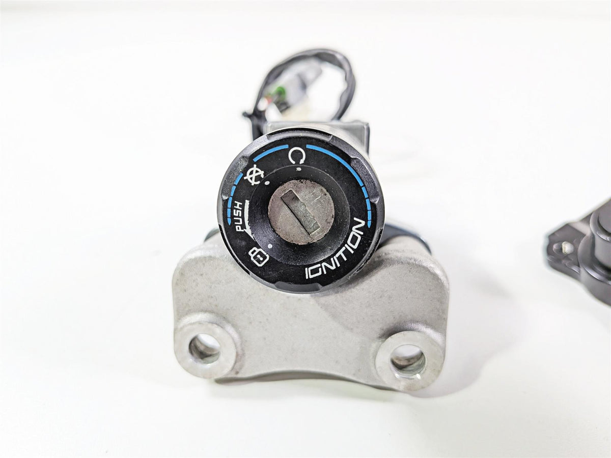 2025 CFMoto 450 SS Ignition Switch Key Lock Set Gas Cap 6AQV-011000-1002 {{ shop.shopifyCountryName }} - Mototech271