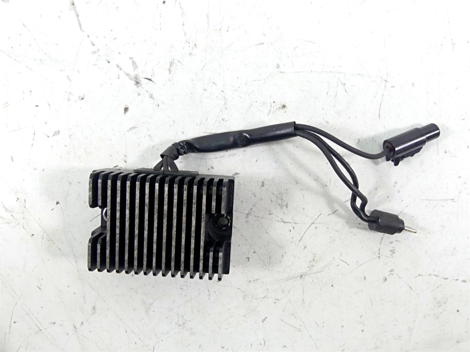 1997 Harley Sportster XL1200 C Rectifier Voltage Regulator 74523-94A {{ shop.shopifyCountryName }} - Mototech271