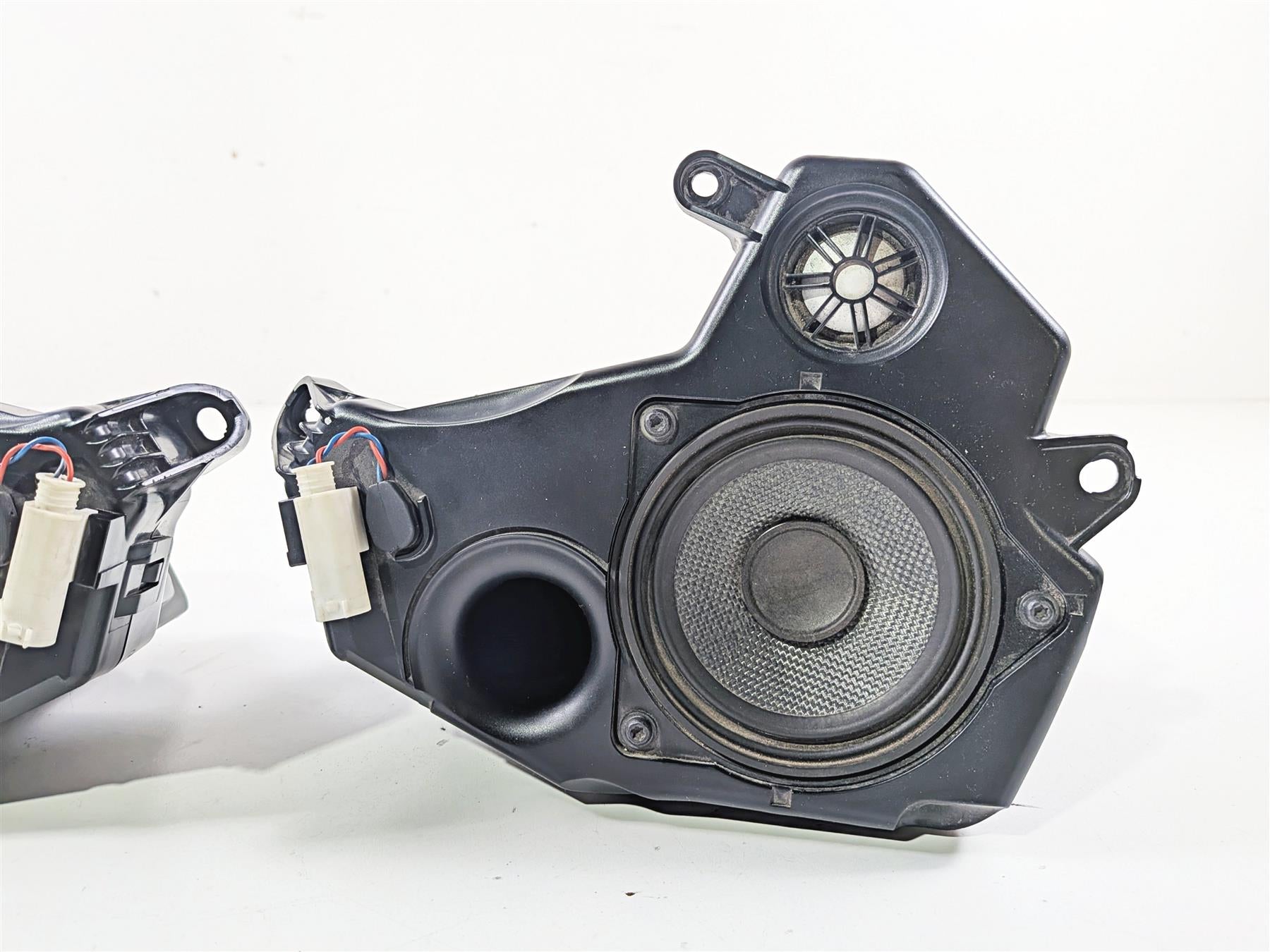 2016 BMW R1200RT RT RTW K52 Front Audio Speaker Set 65138543457 65138543458 {{ shop.shopifyCountryName }} - Mototech271