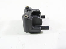 Load image into Gallery viewer, 2003 Harley Softail FXSTDI Deuce 100th Ignition Coil &amp; Chrome Cover 31743-01 | Mototech271
