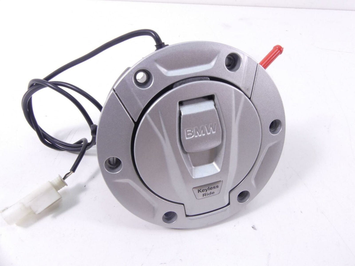 2016 BMW R1200R K53 Keyless Hands Free Tank Cap Lid 16118552106 {{ shop.shopifyCountryName }} - Mototech271