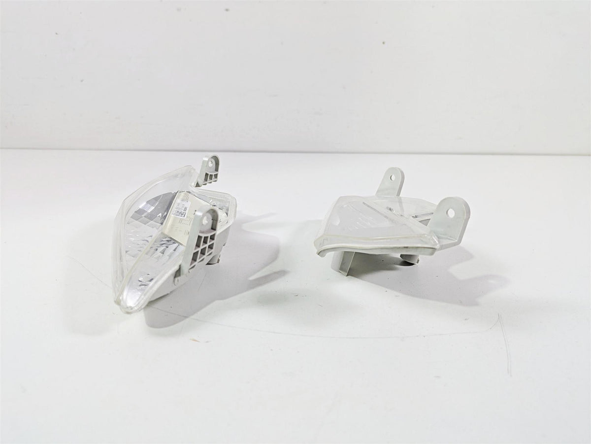 2016 BMW R1200RT K52 Front Blinker Turn Signal Set 63138541625 63138541626 {{ shop.shopifyCountryName }} - Mototech271