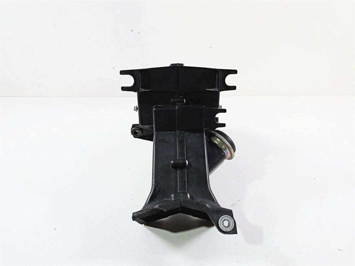 2008 Aprilia RSVR 1000 Factory Front Center Air Inlet Duct AP8158113 AP8158114 {{ shop.shopifyCountryName }} - Mototech271