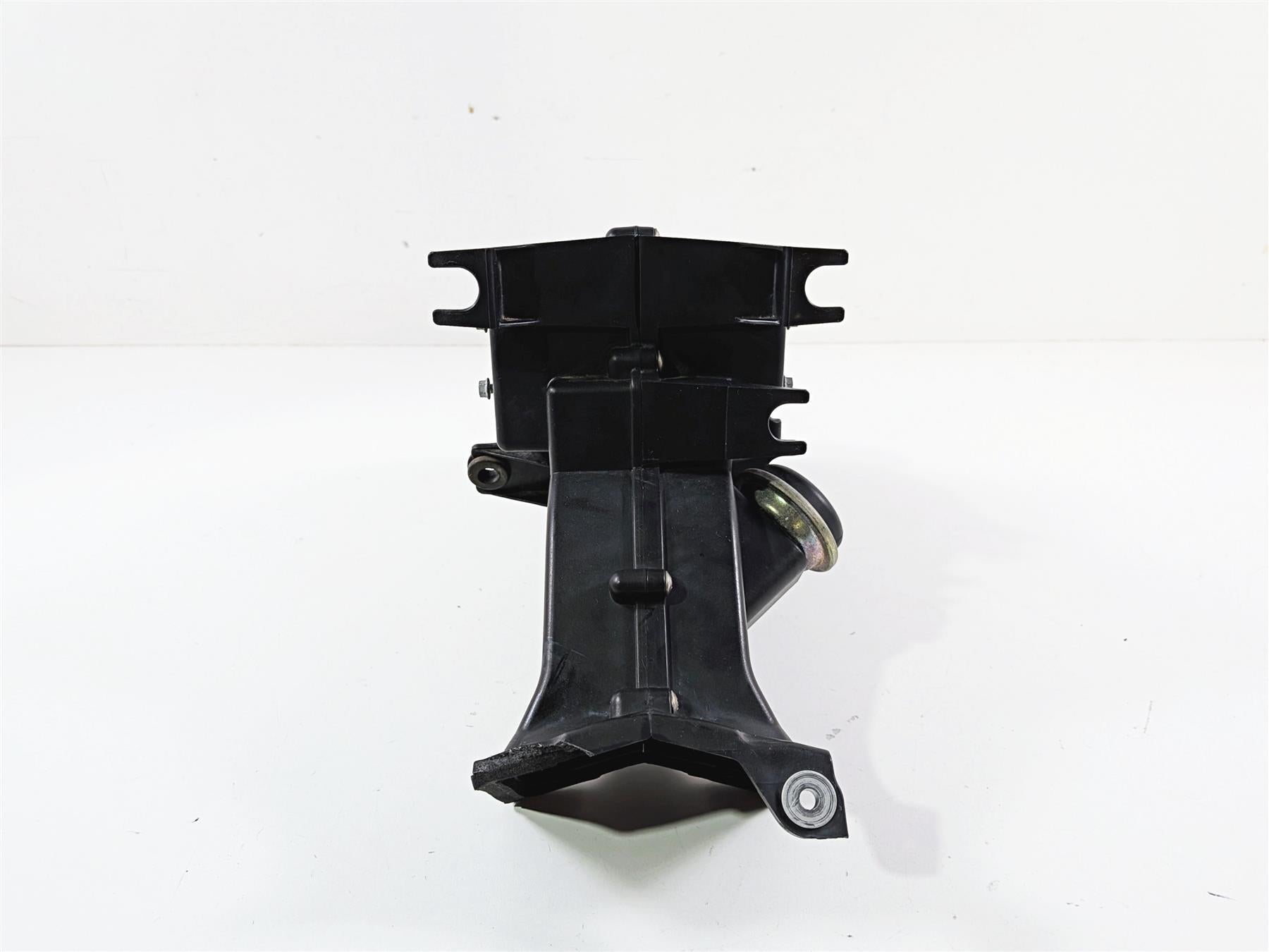 2008 Aprilia RSVR 1000 Factory Front Center Air Inlet Duct AP8158113 AP8158114 {{ shop.shopifyCountryName }} - Mototech271