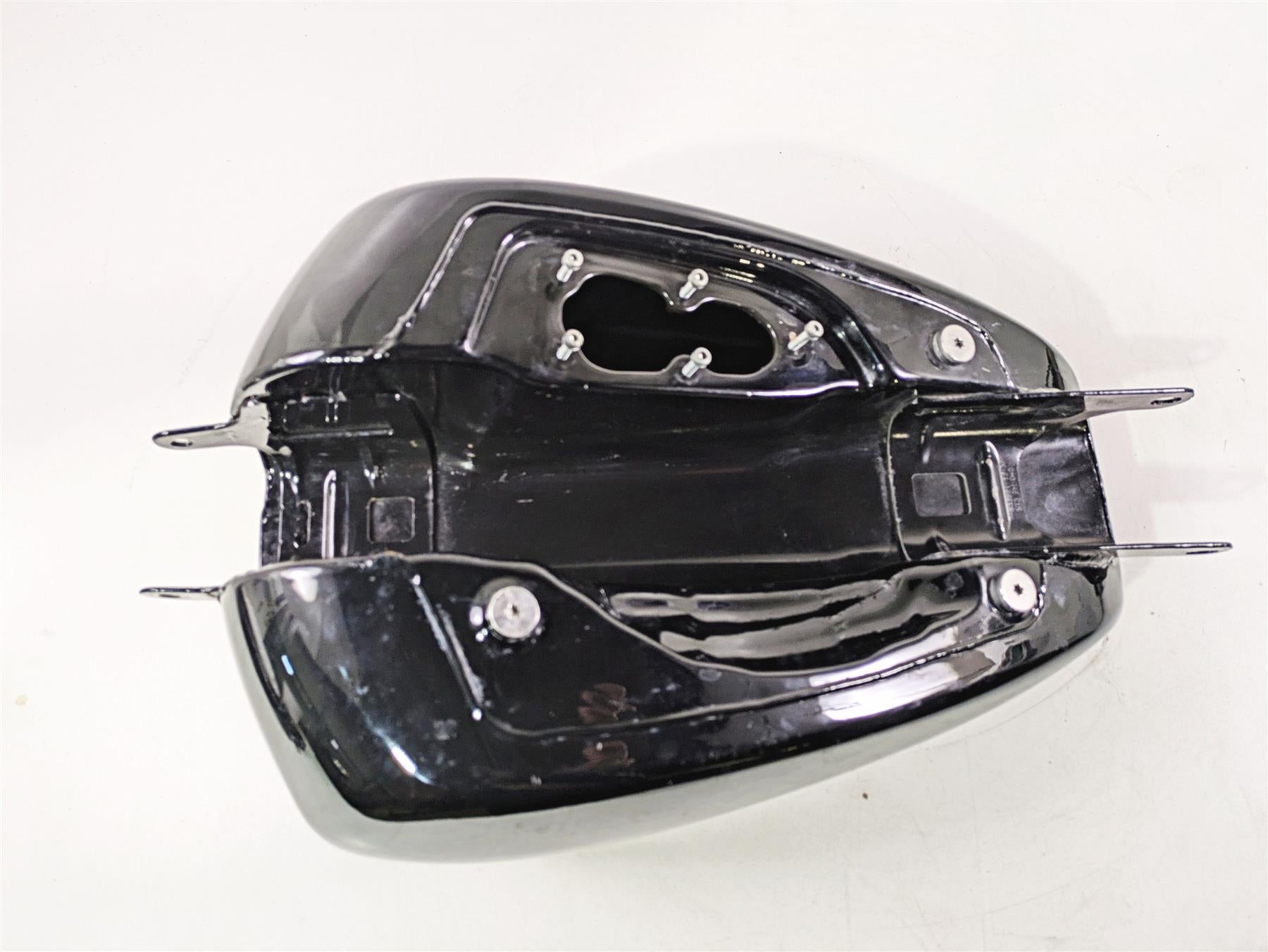 2020 Harley Softail FXST Standard Fuel Gas Petrol Tank - Dent 61000673 {{ shop.shopifyCountryName }} - Mototech271