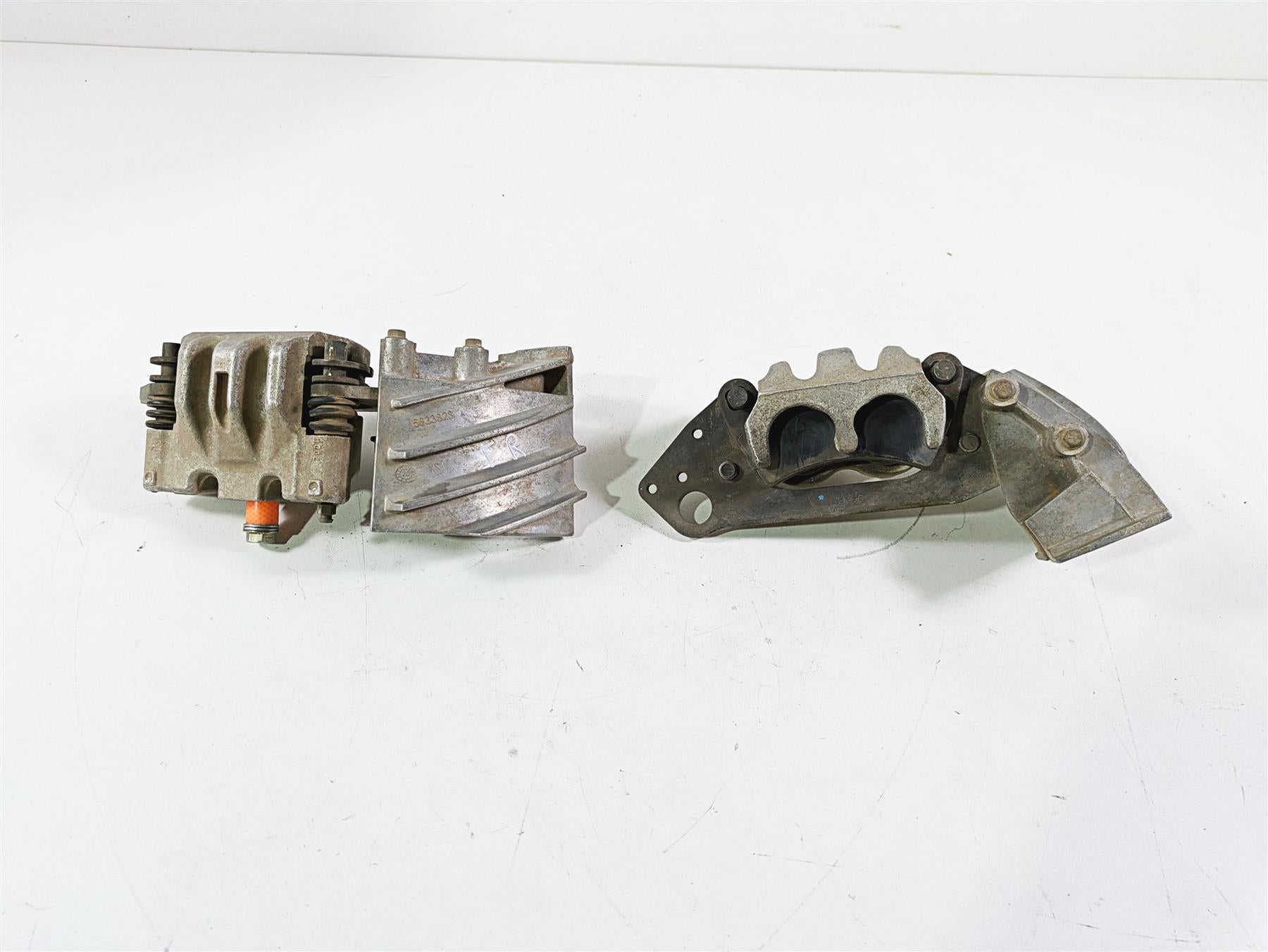 2021 Polaris RZR1000 XP Premium Front Brake Caliper + Scrapers 1912255 1912256 {{ shop.shopifyCountryName }} - Mototech271