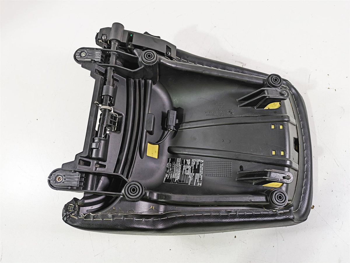 2014 BMW R1200 RT RTW K52 Rear Passenger Heated Seat Saddle 52538544790 {{ shop.shopifyCountryName }} - Mototech271